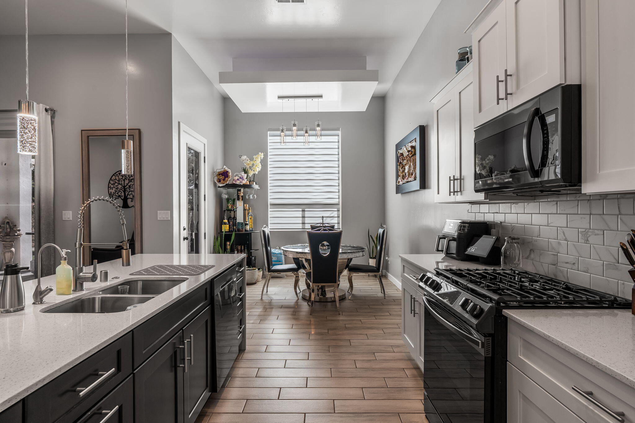 328 Camino Siete Road SW