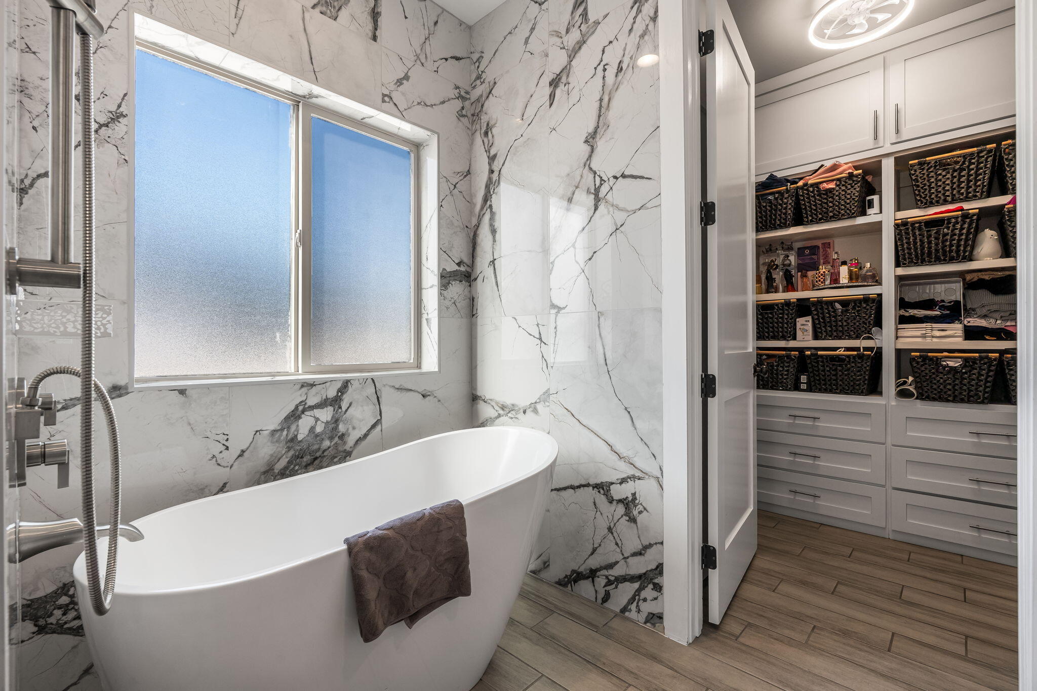 328 Camino Siete Road SW