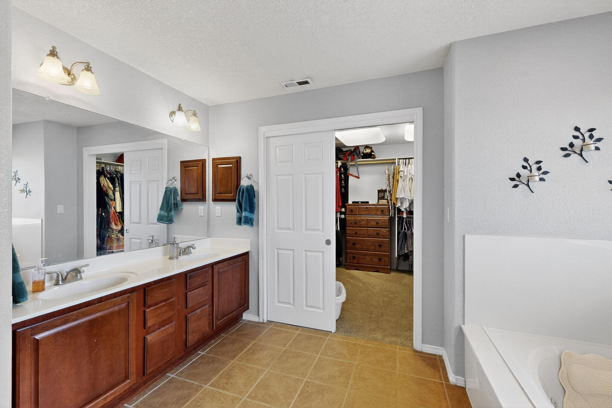 2606 Avenida Castellana SE