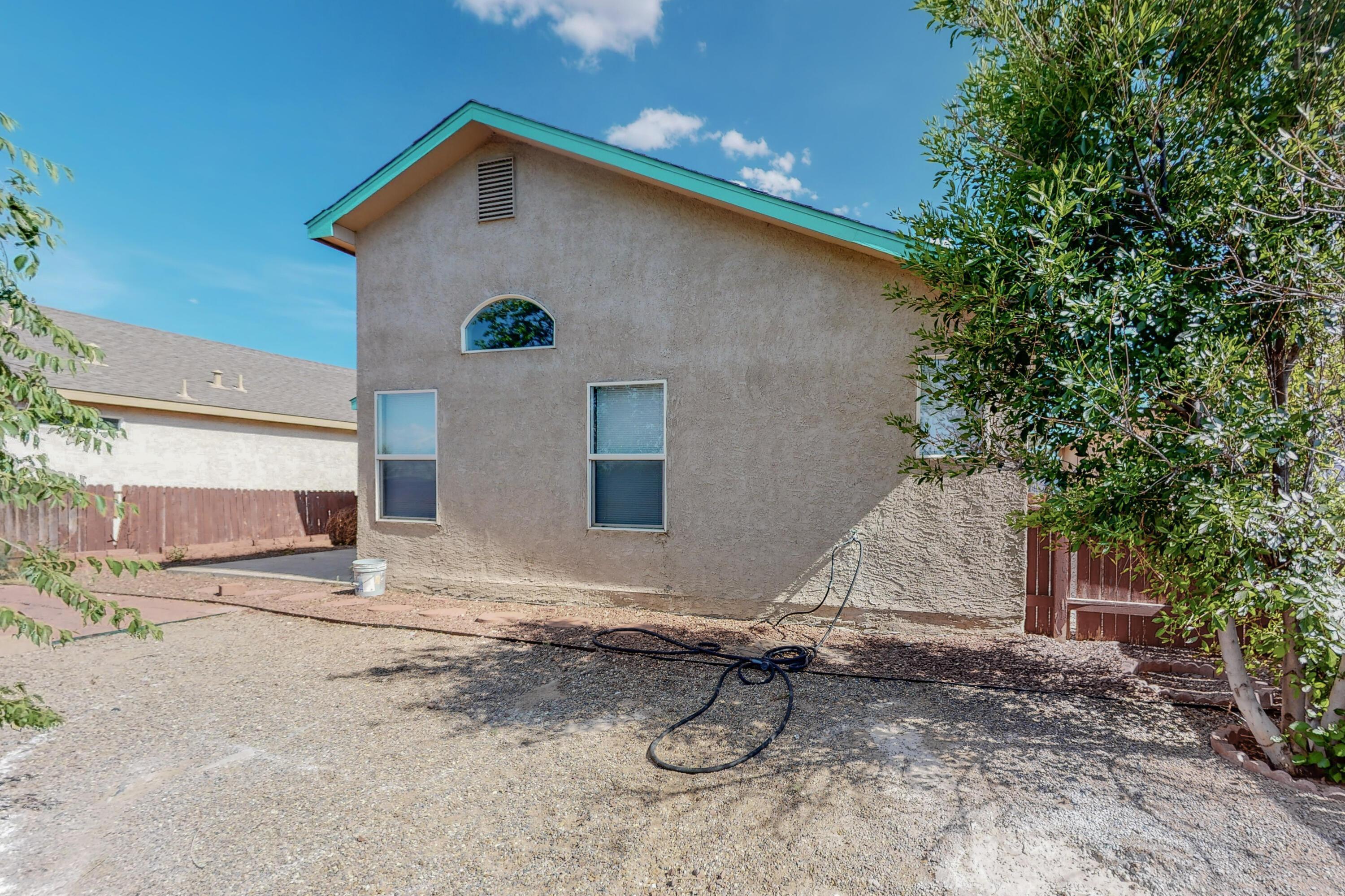 745 Valley Meadows Drive NE