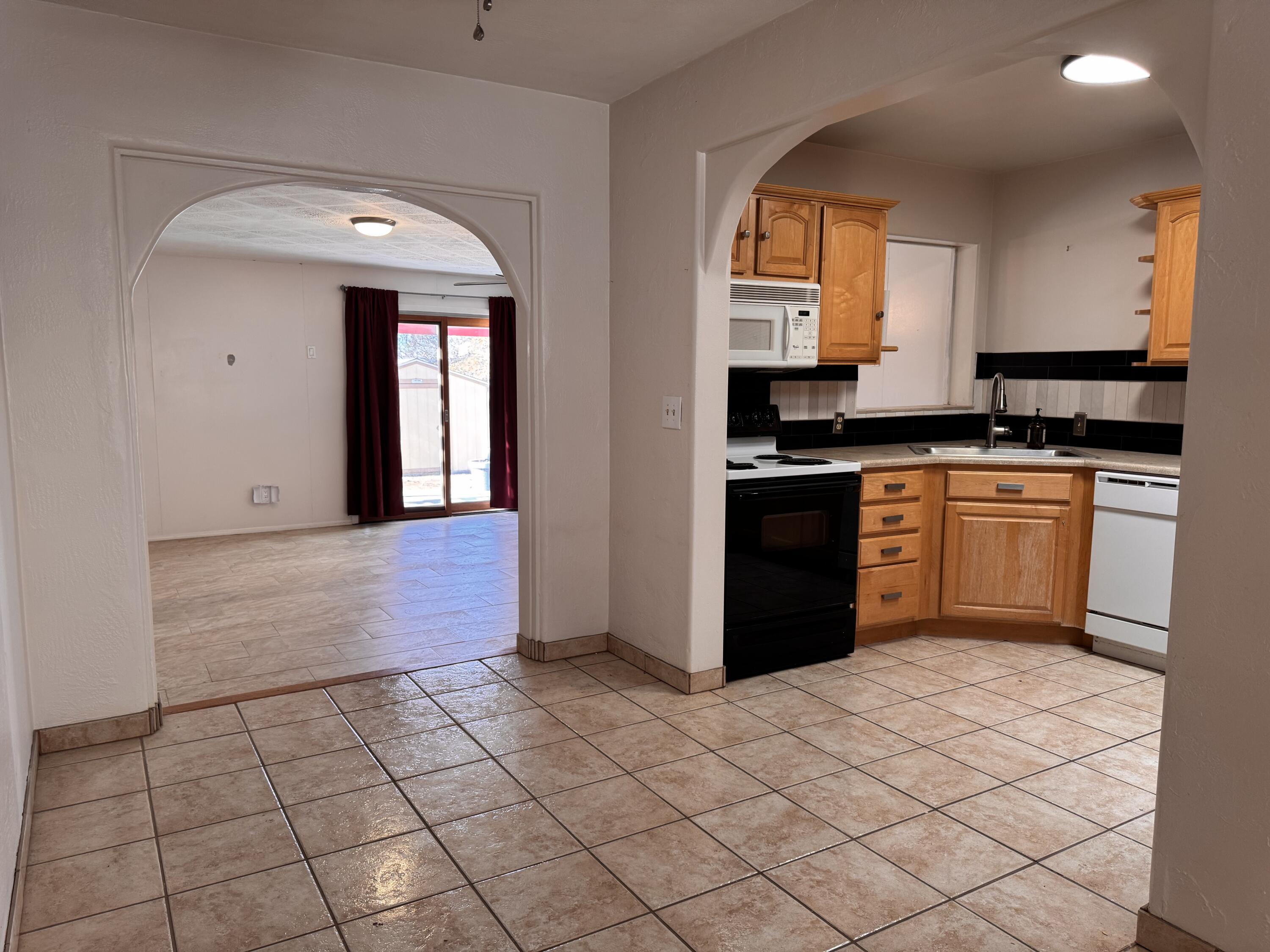 1519 Solano Drive NE