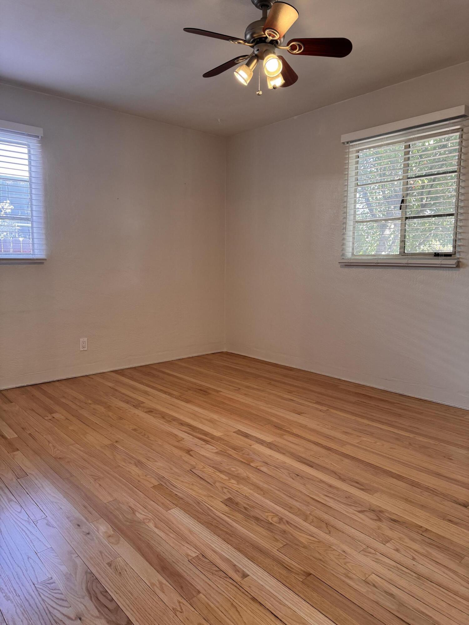 1519 Solano Drive NE