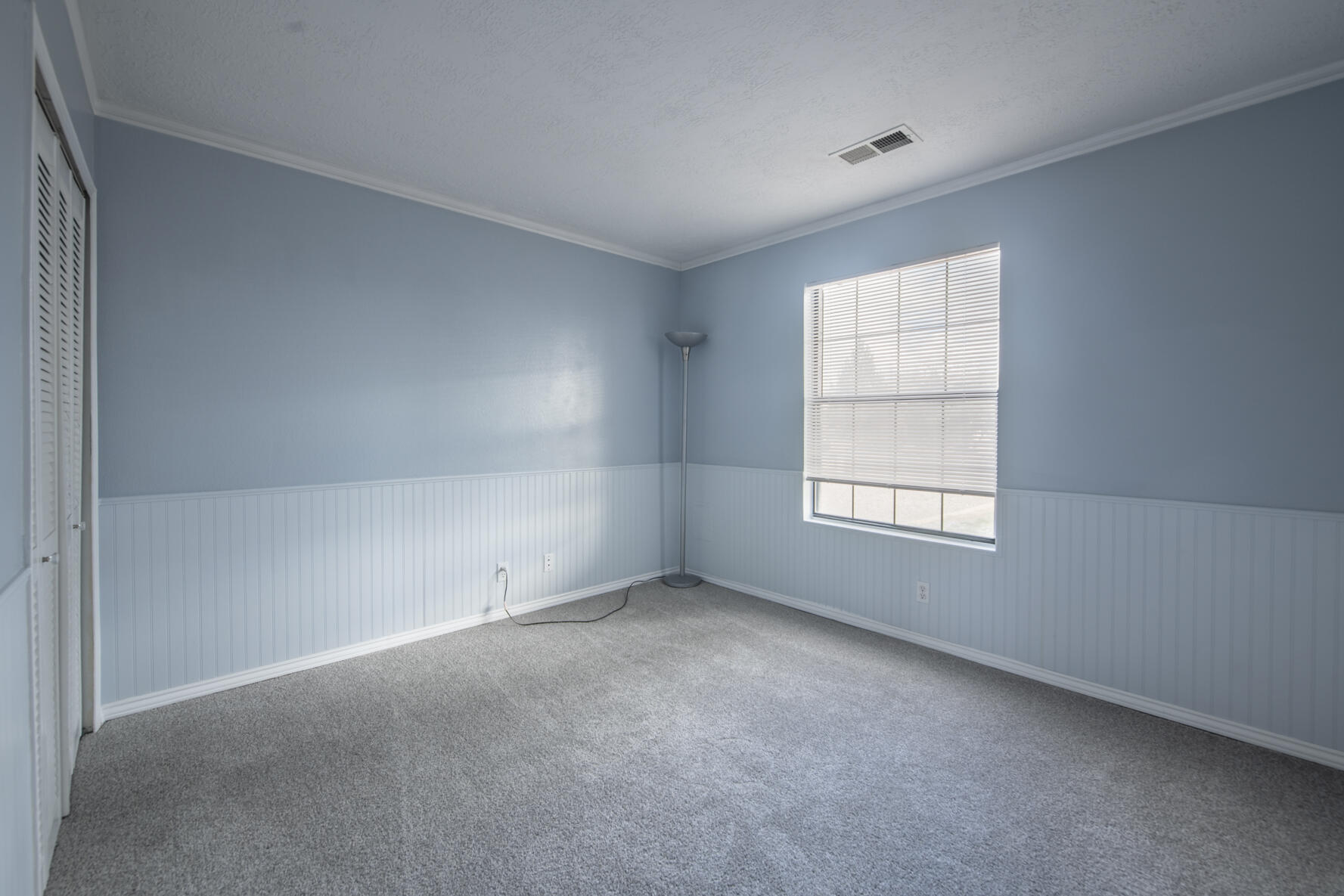 565 Littler Drive SE