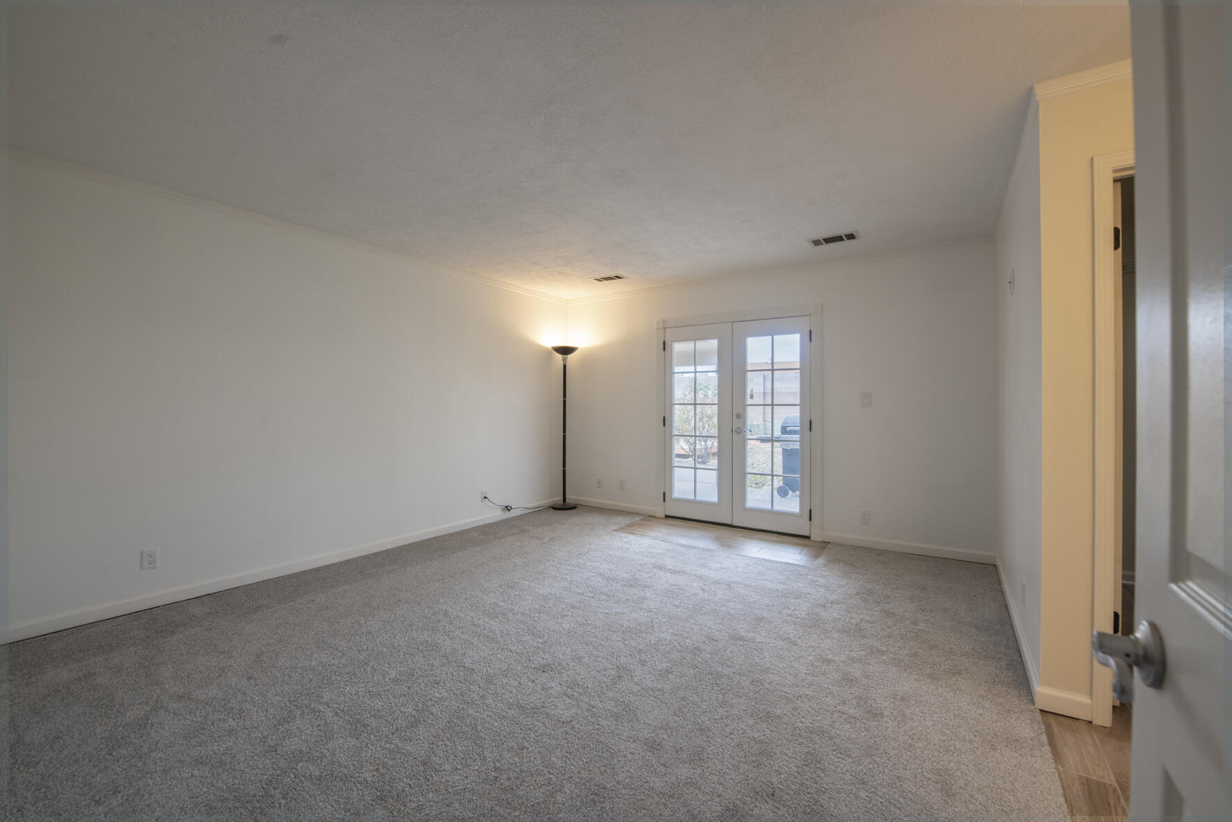 565 Littler Drive SE