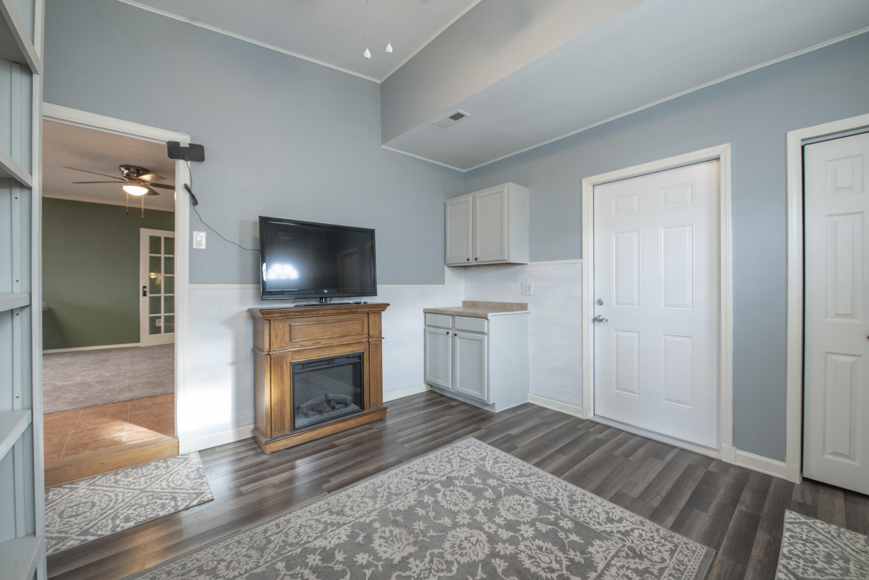 565 Littler Drive SE