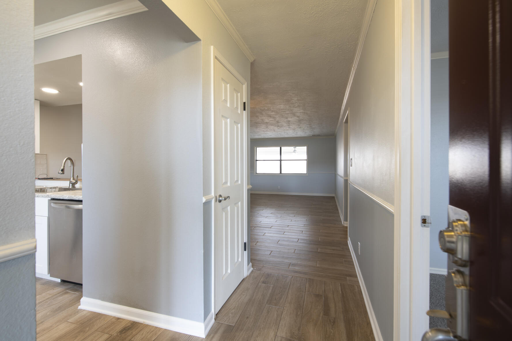 565 Littler Drive SE