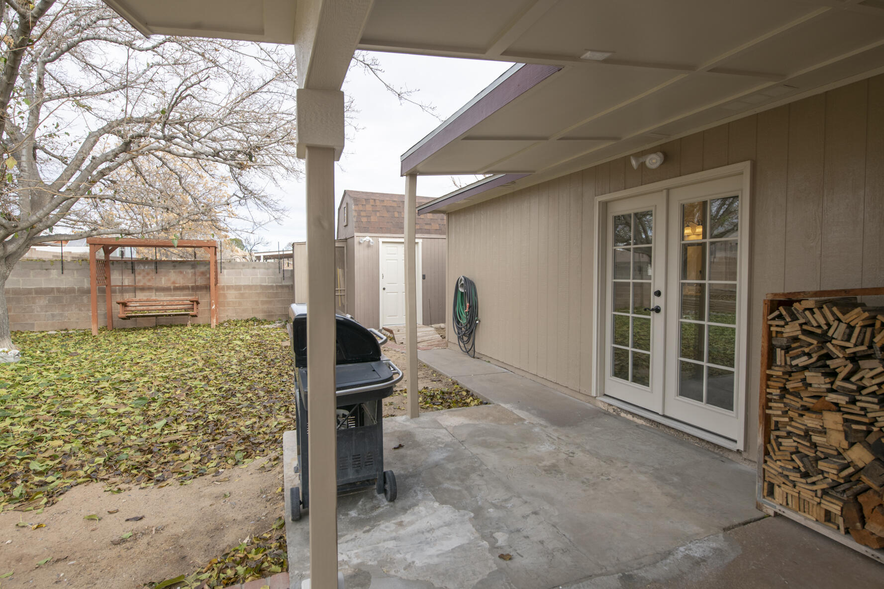 565 Littler Drive SE