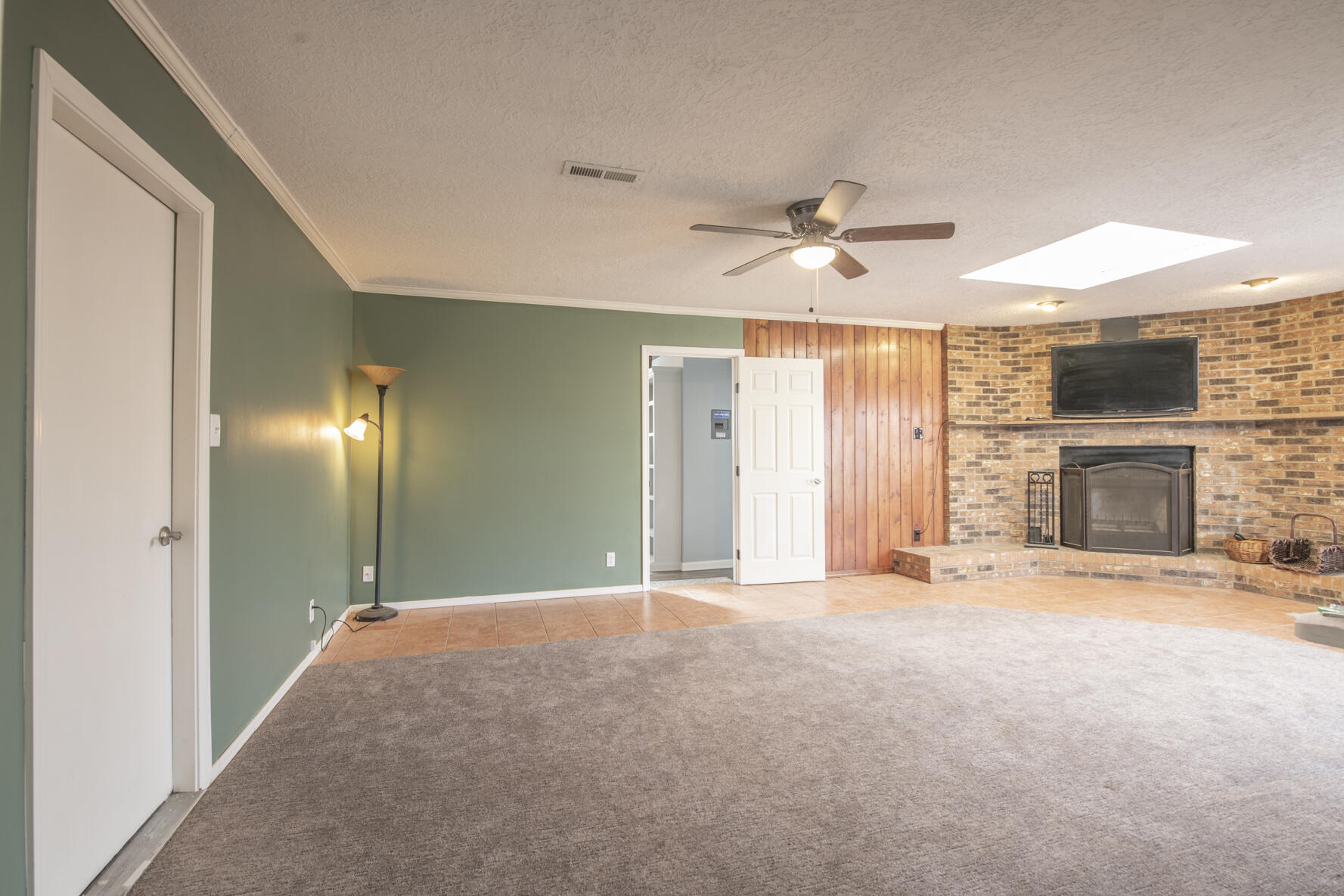 565 Littler Drive SE