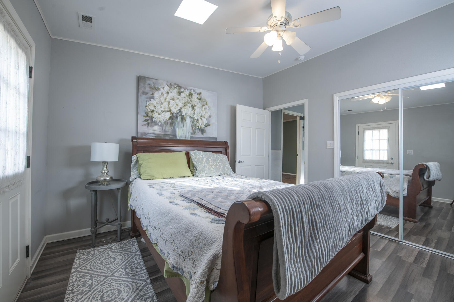 565 Littler Drive SE