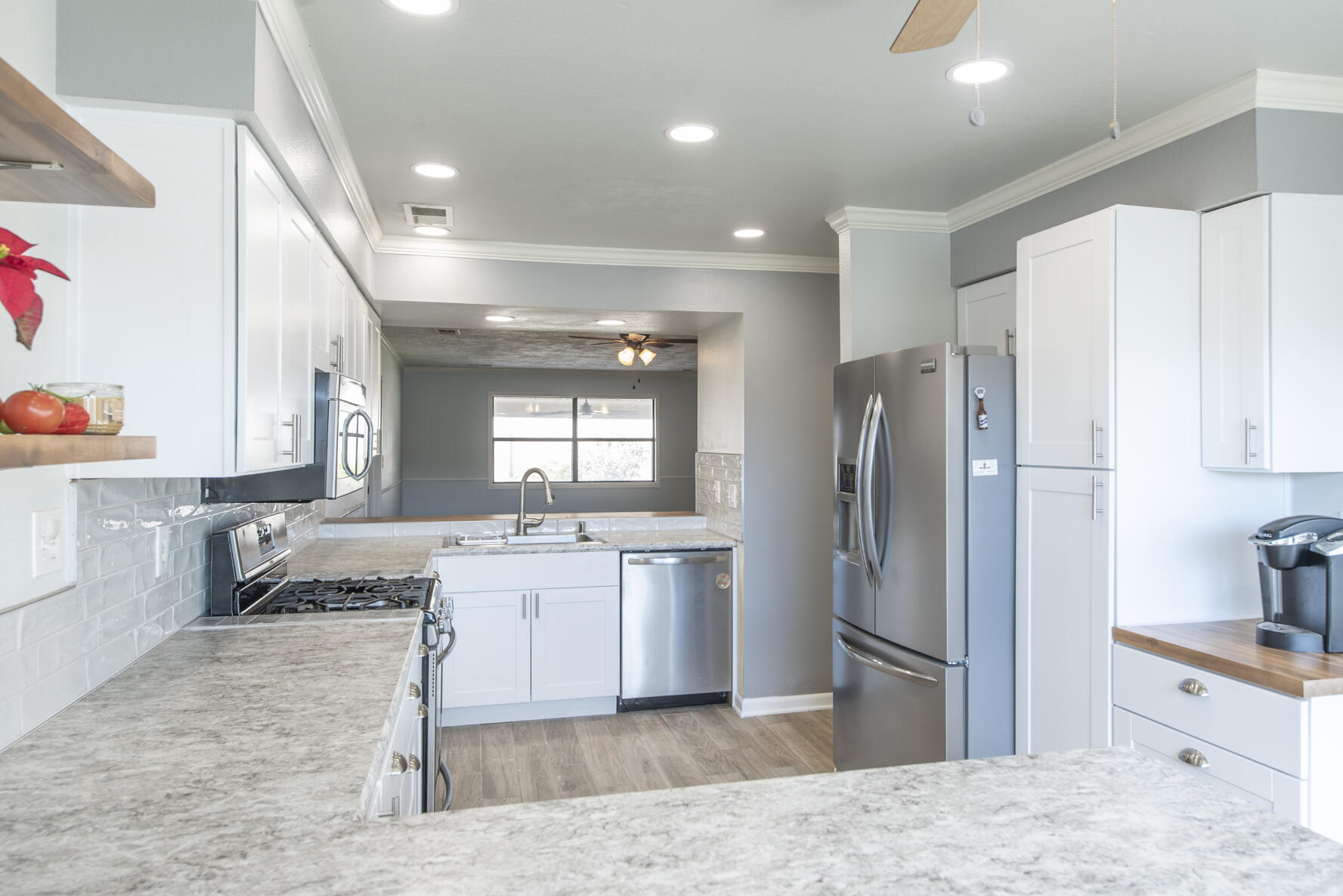 565 Littler Drive SE