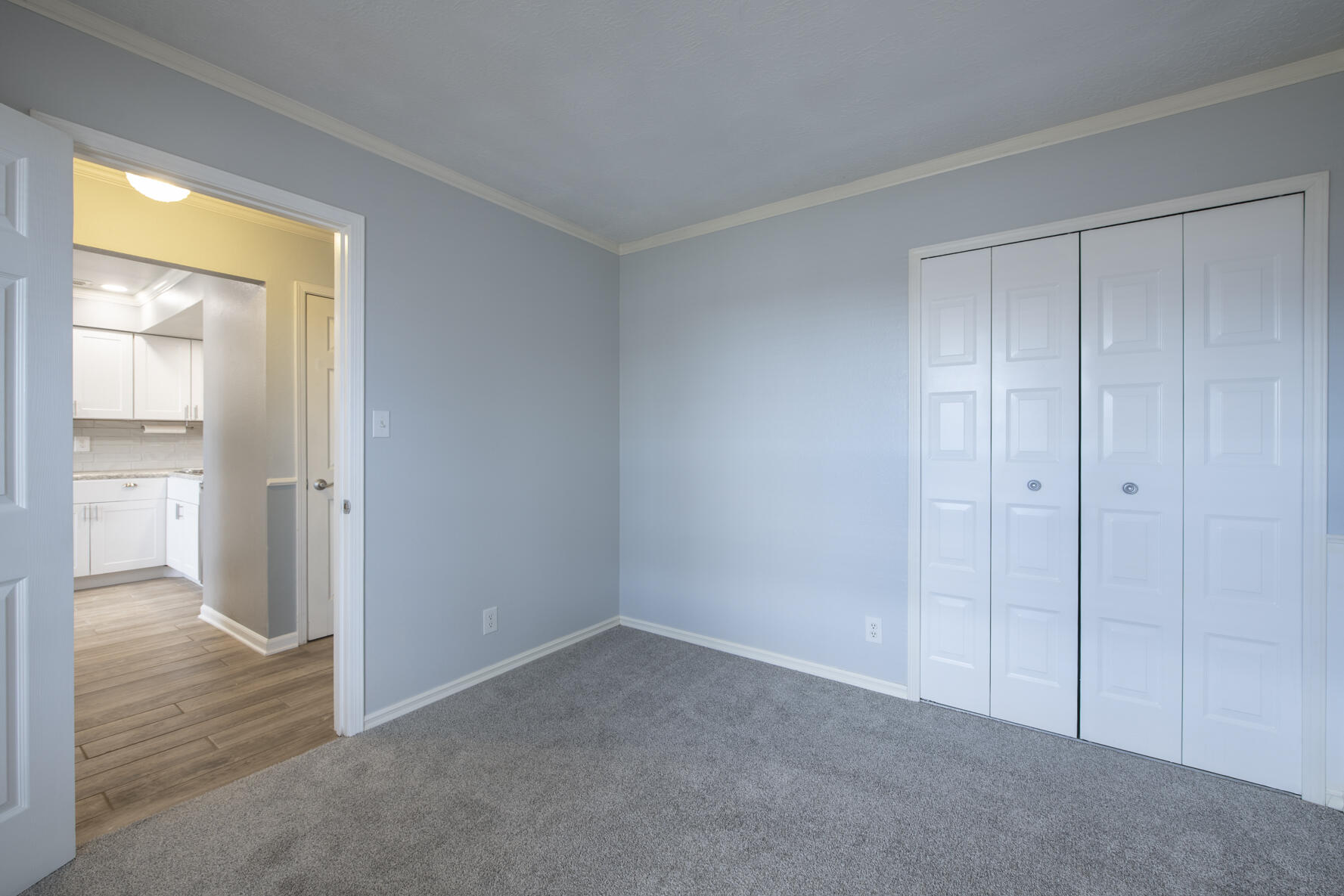 565 Littler Drive SE