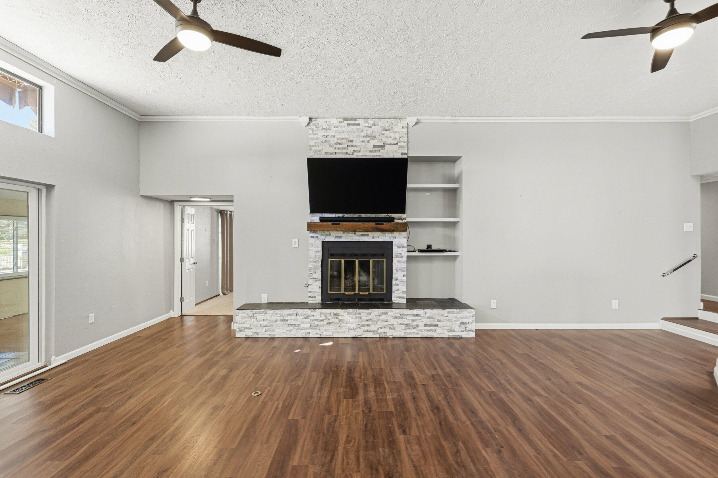 608 Willowbrook Lane