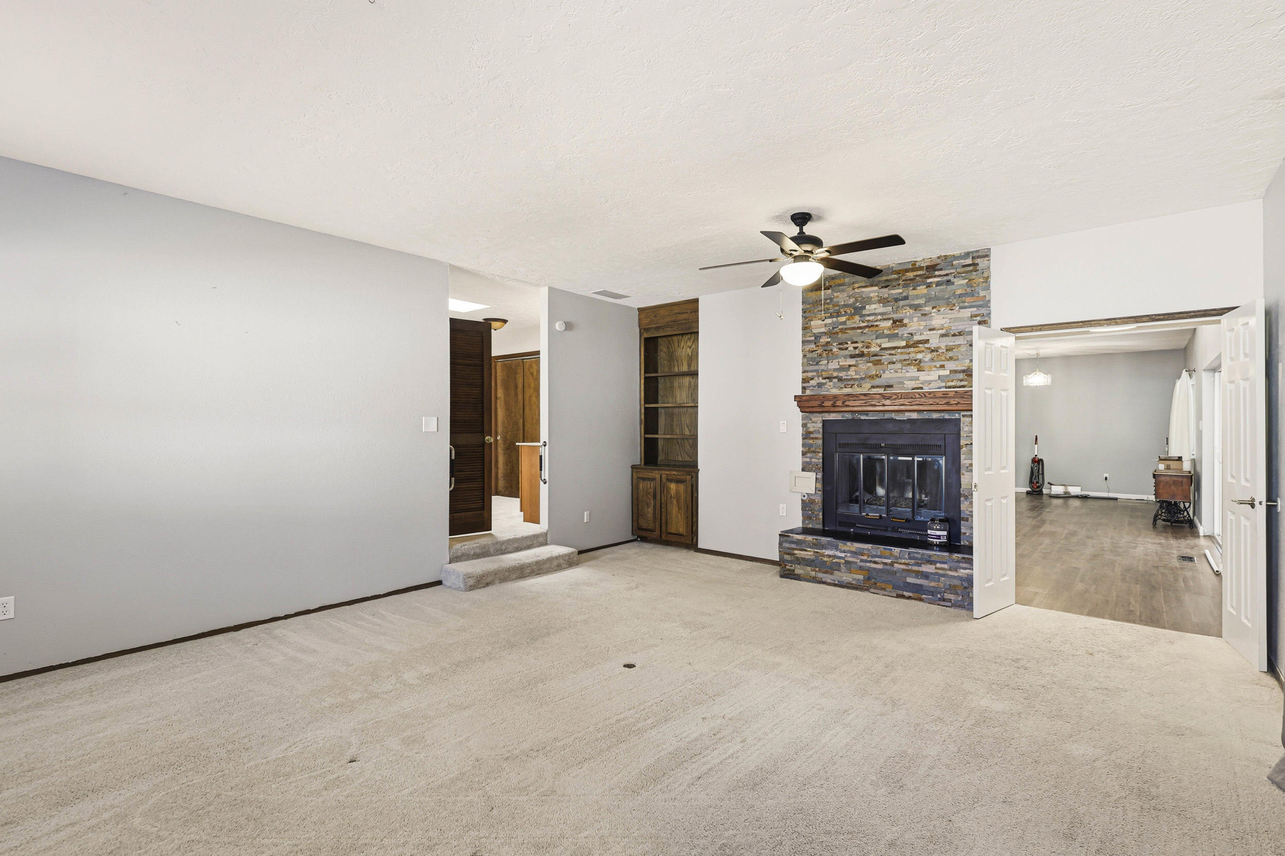 608 Willowbrook Lane