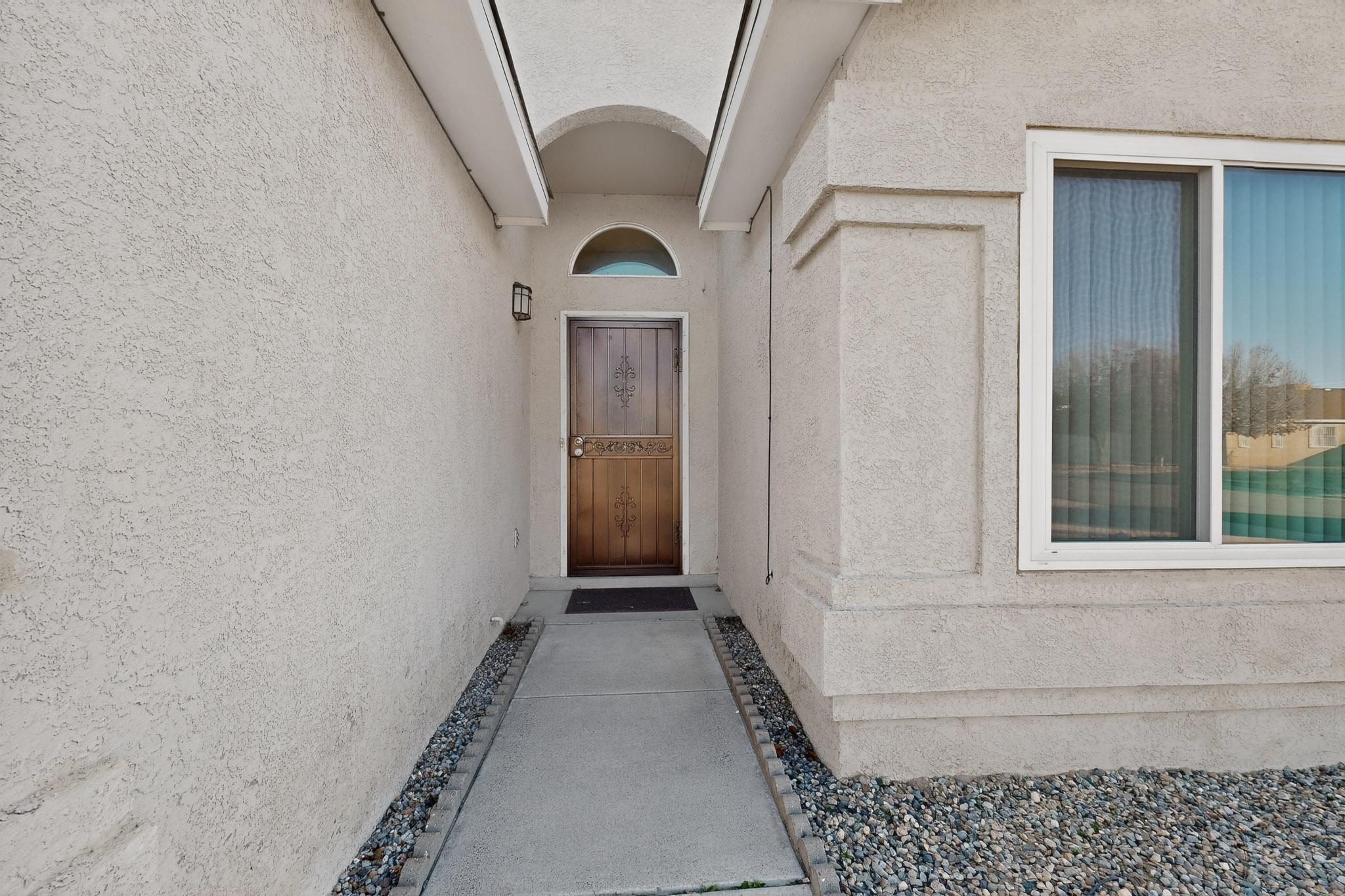 5824 Gemini Avenue NW