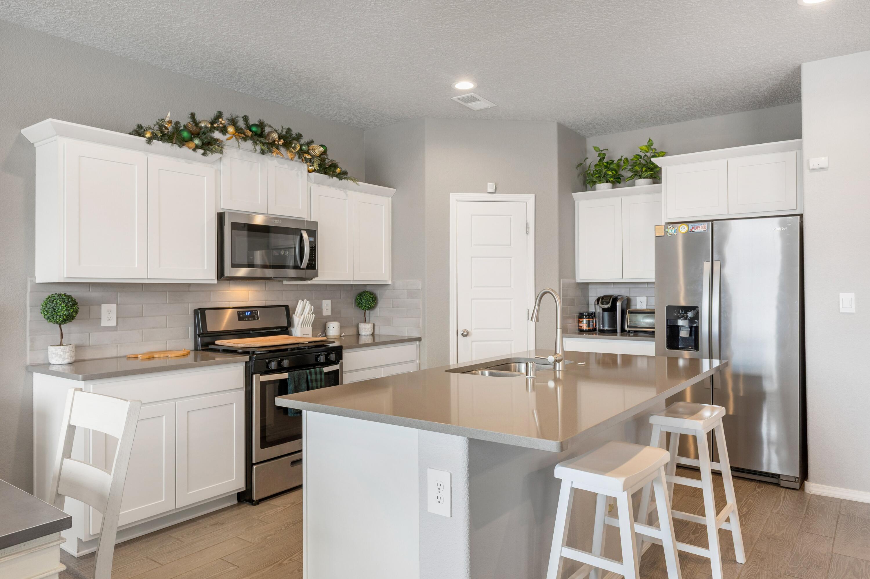 3188 Tazanita Loop SE