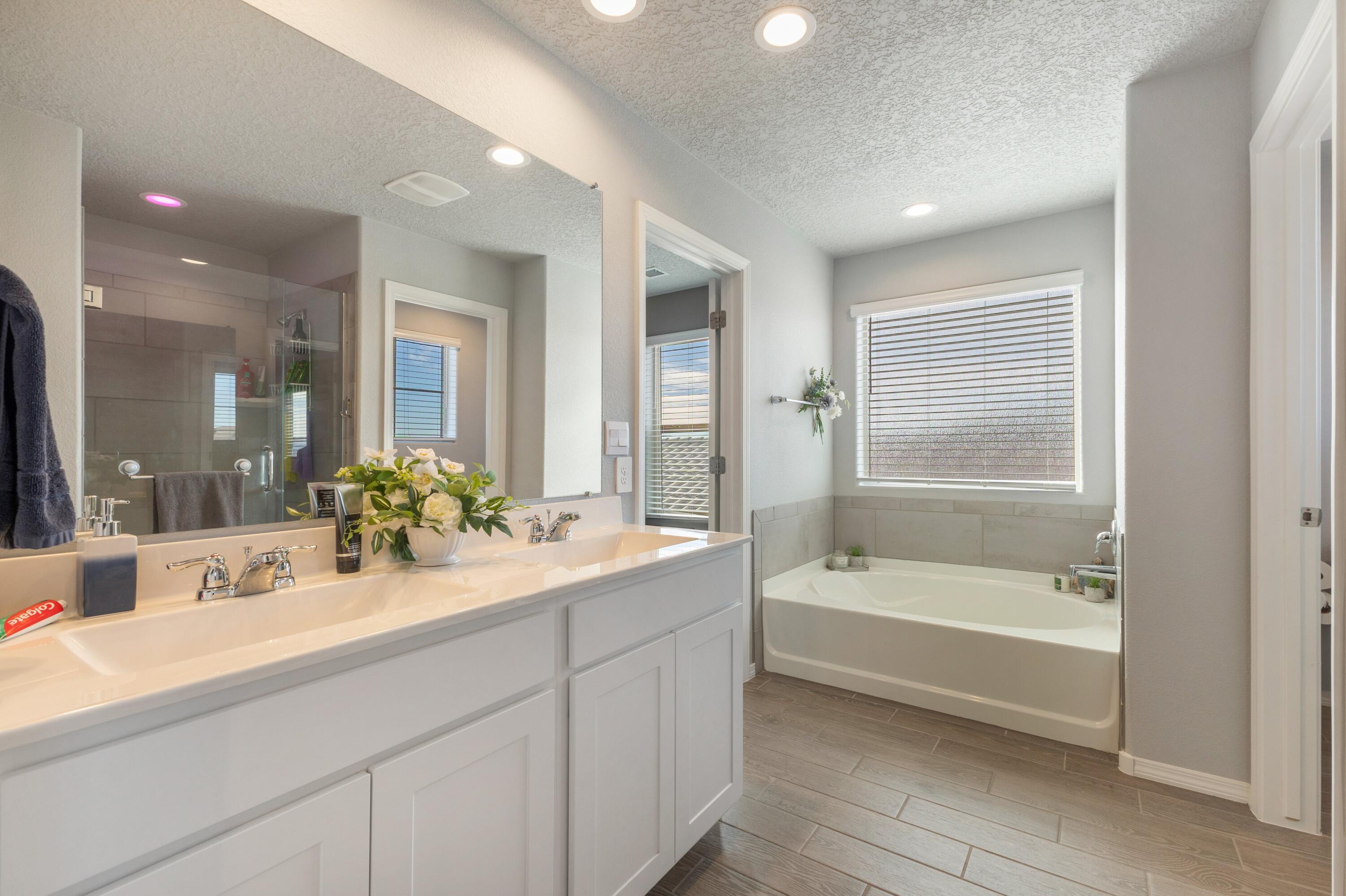 3188 Tazanita Loop SE