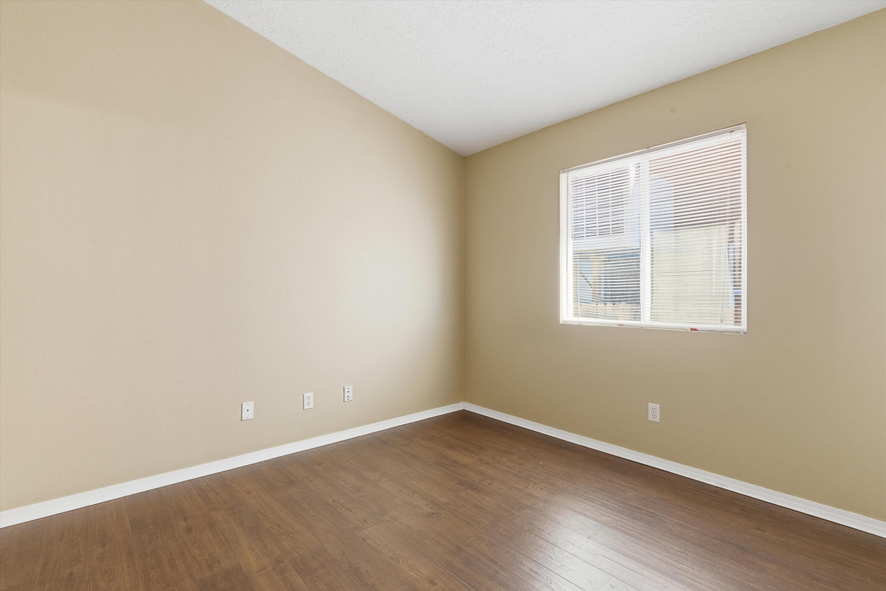 6035 Stargazer Avenue NW