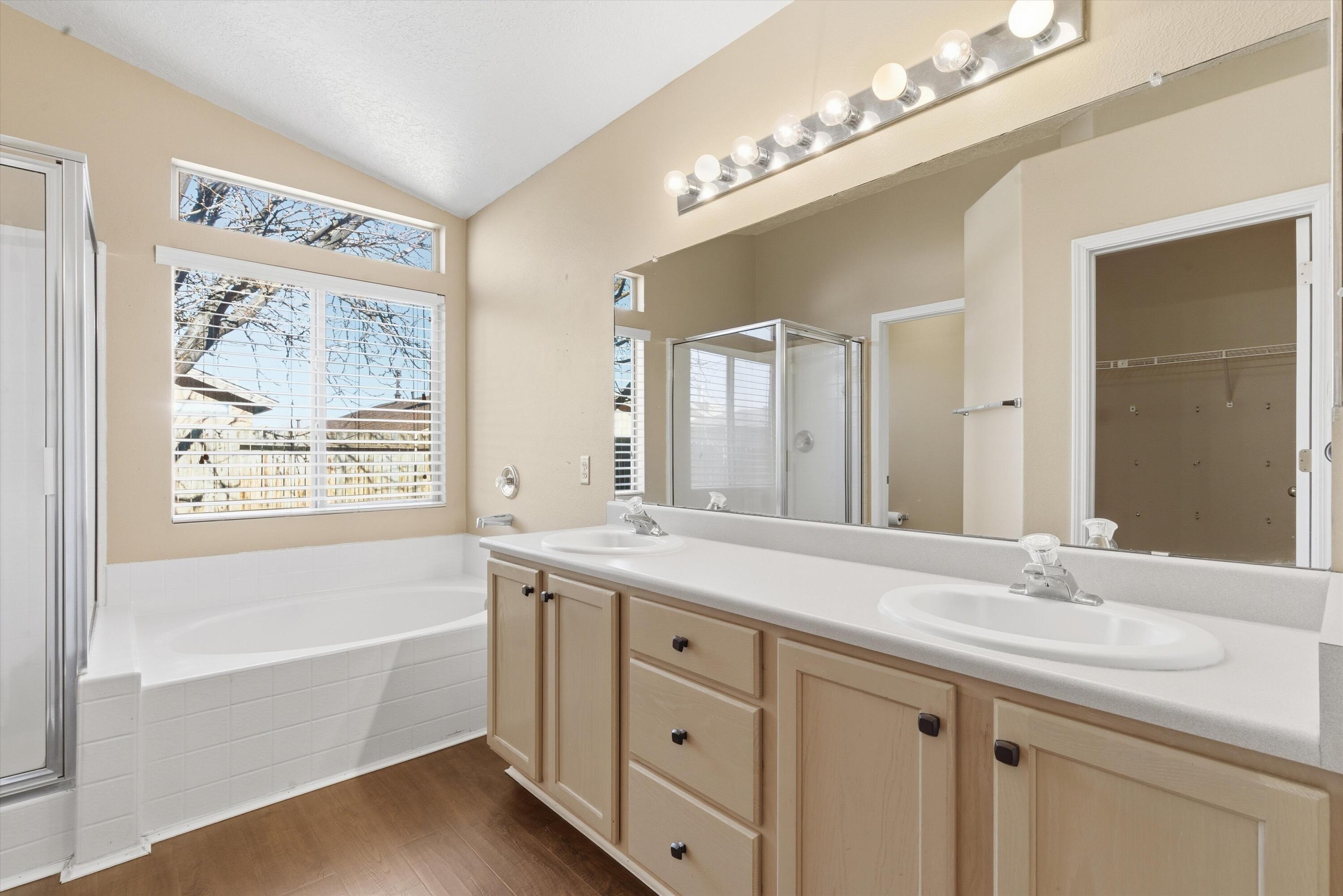 6035 Stargazer Avenue NW