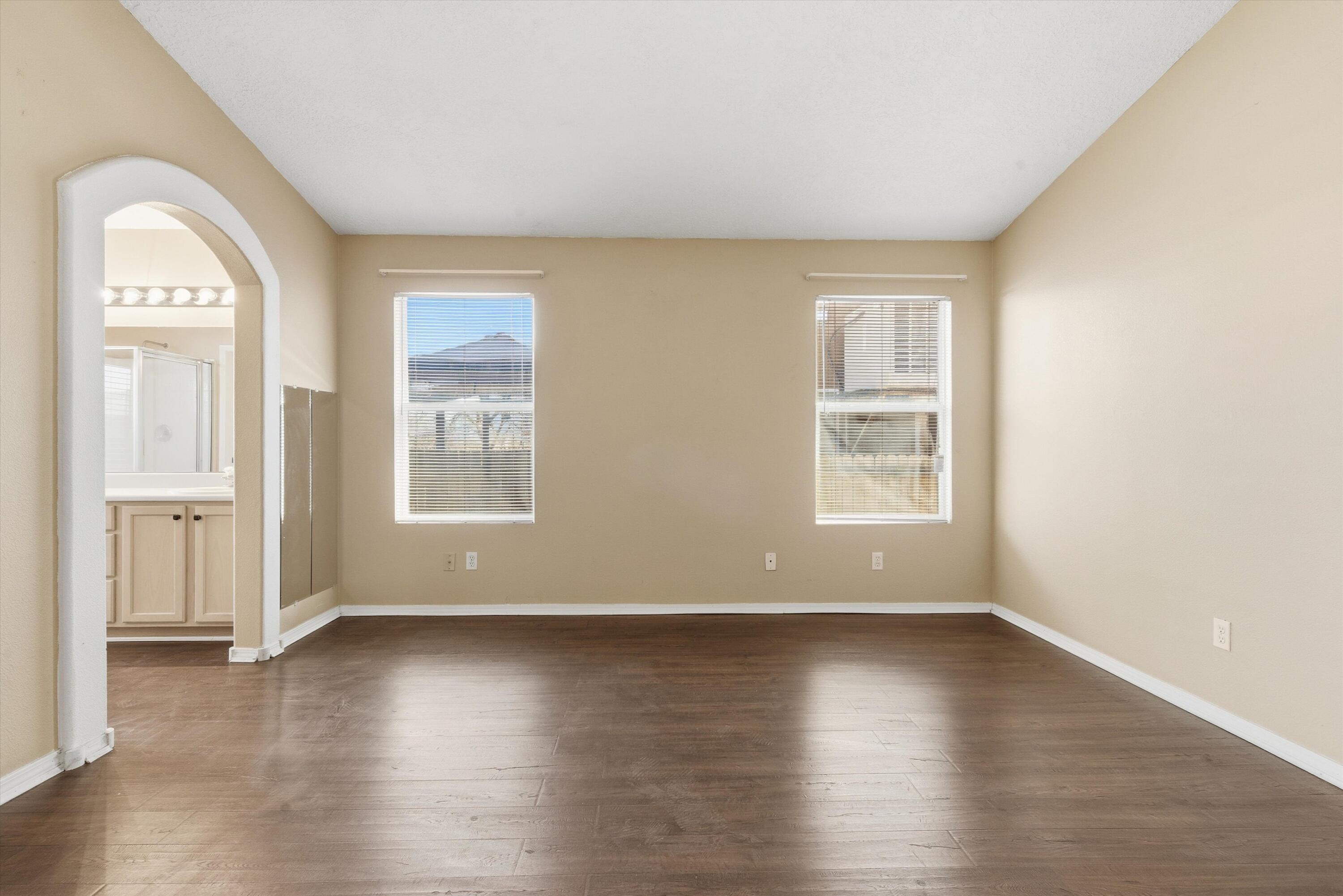 6035 Stargazer Avenue NW