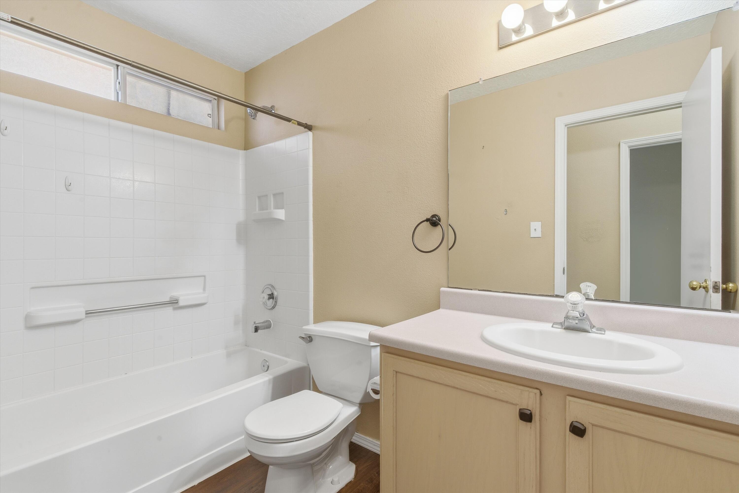 6035 Stargazer Avenue NW