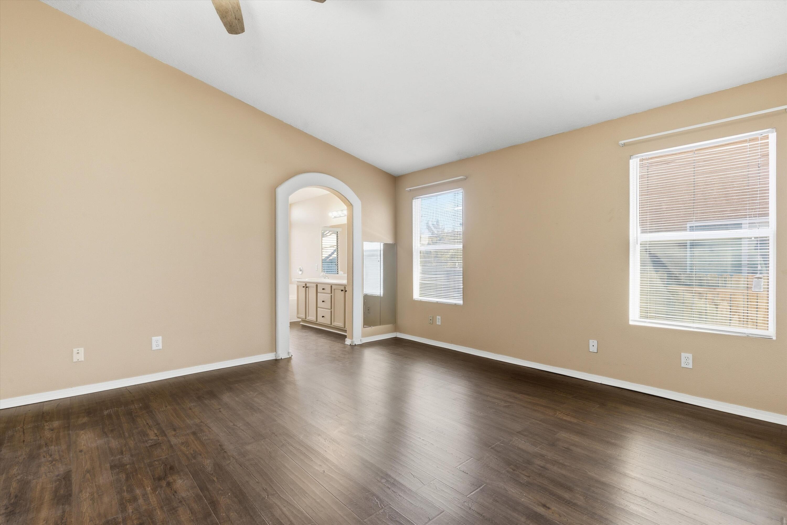 6035 Stargazer Avenue NW