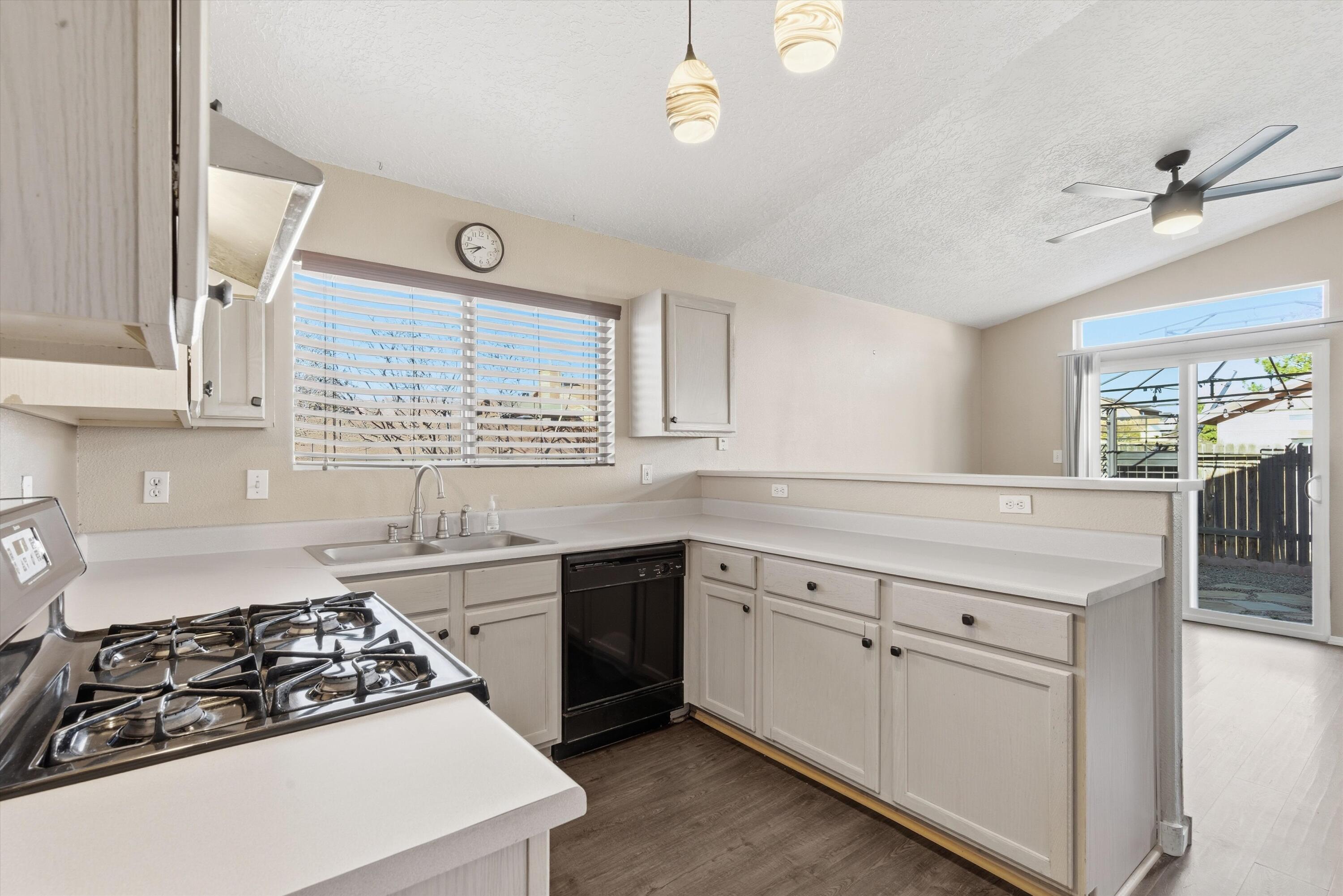 6035 Stargazer Avenue NW