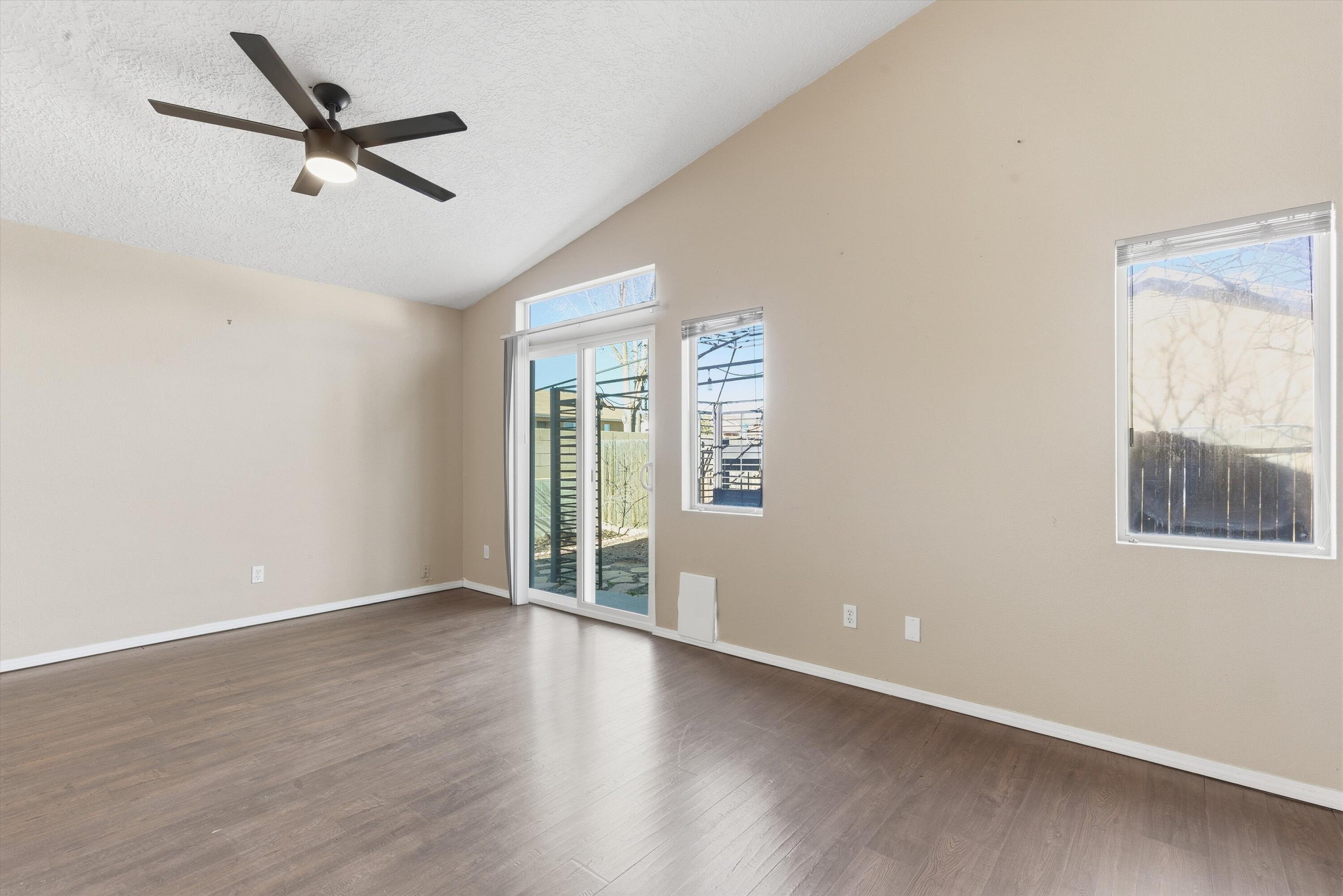 6035 Stargazer Avenue NW