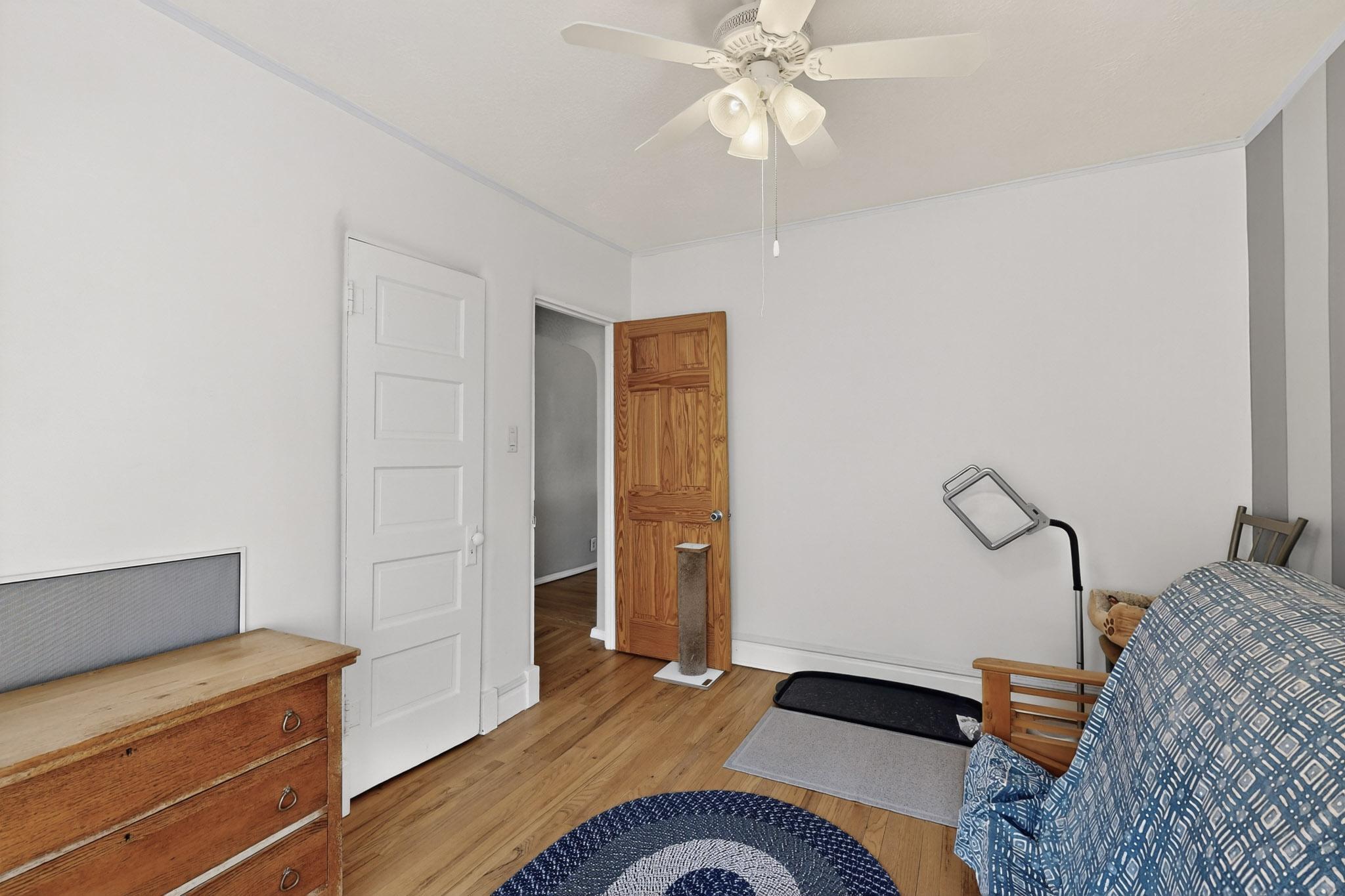 1424 Fruit Avenue NW