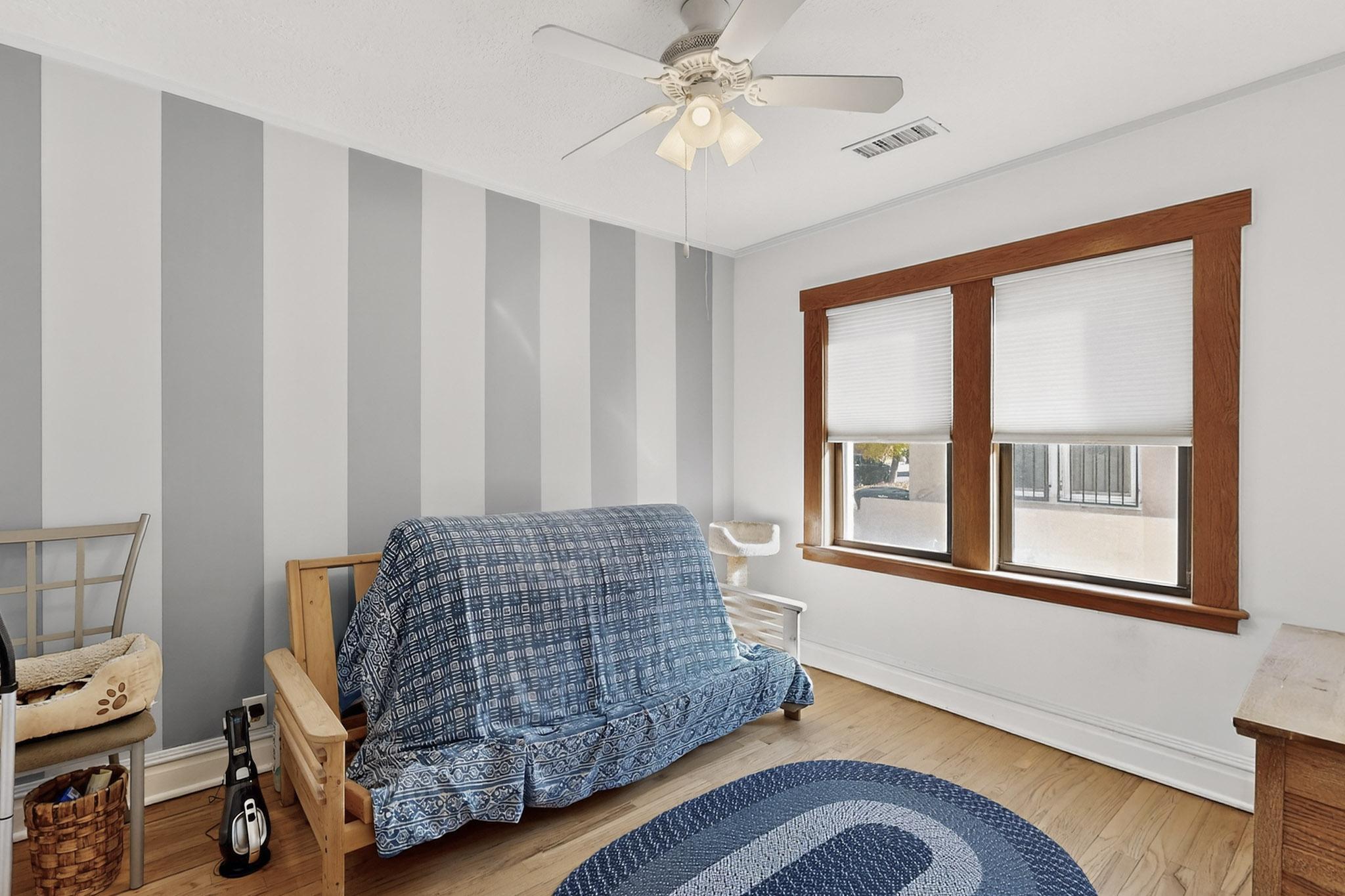 1424 Fruit Avenue NW