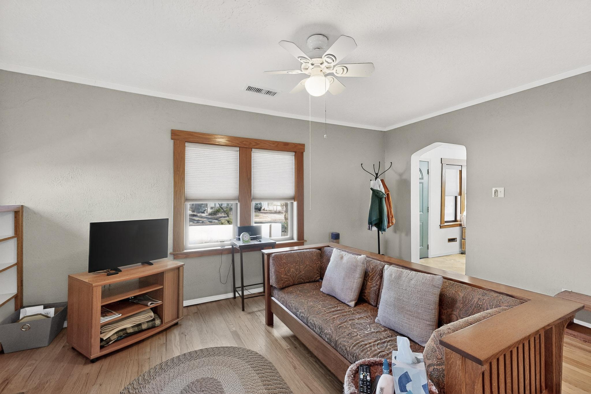 1424 Fruit Avenue NW