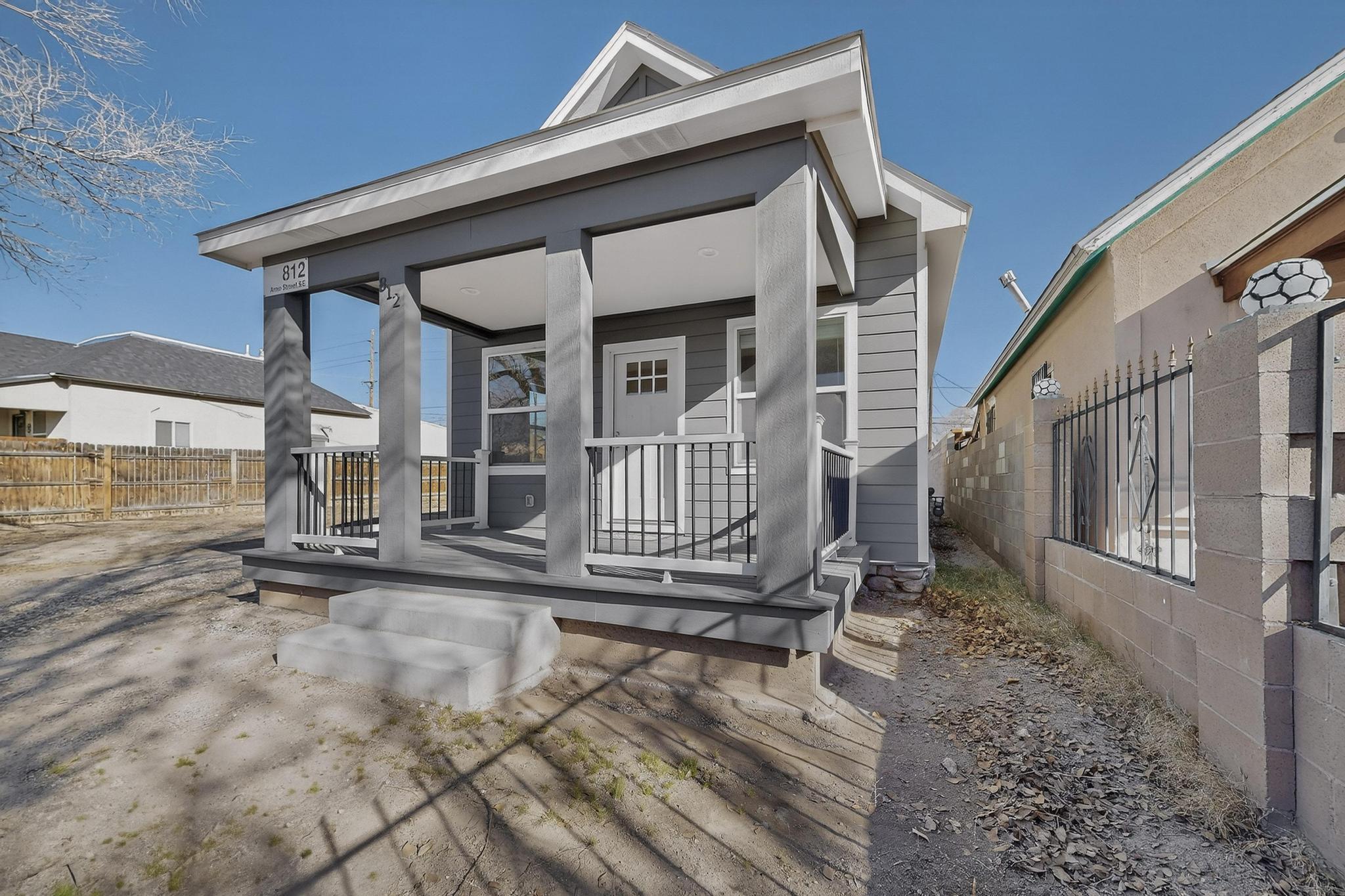 812 Arno Street SE