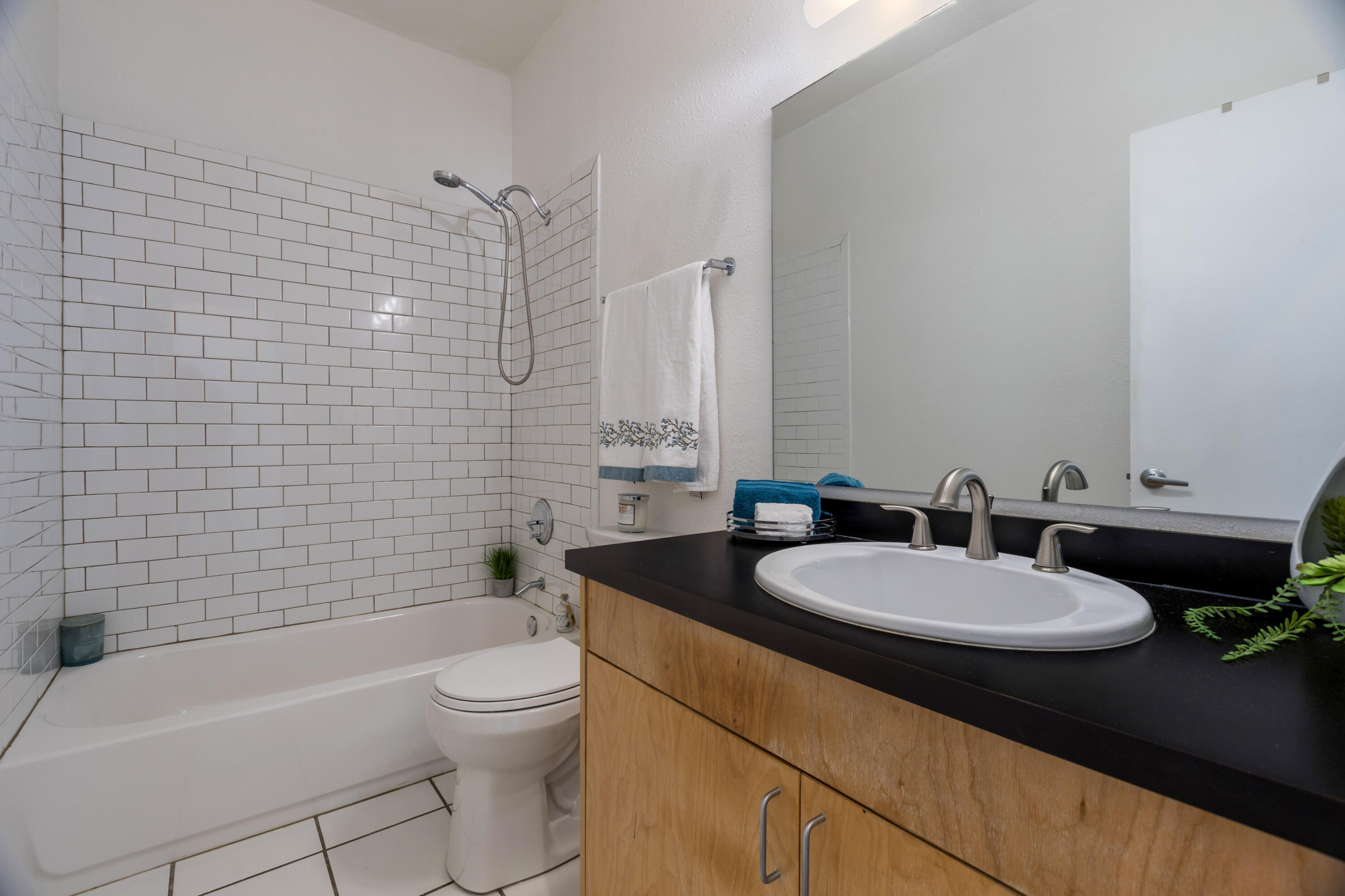 201 Aliso Drive SE APT 9