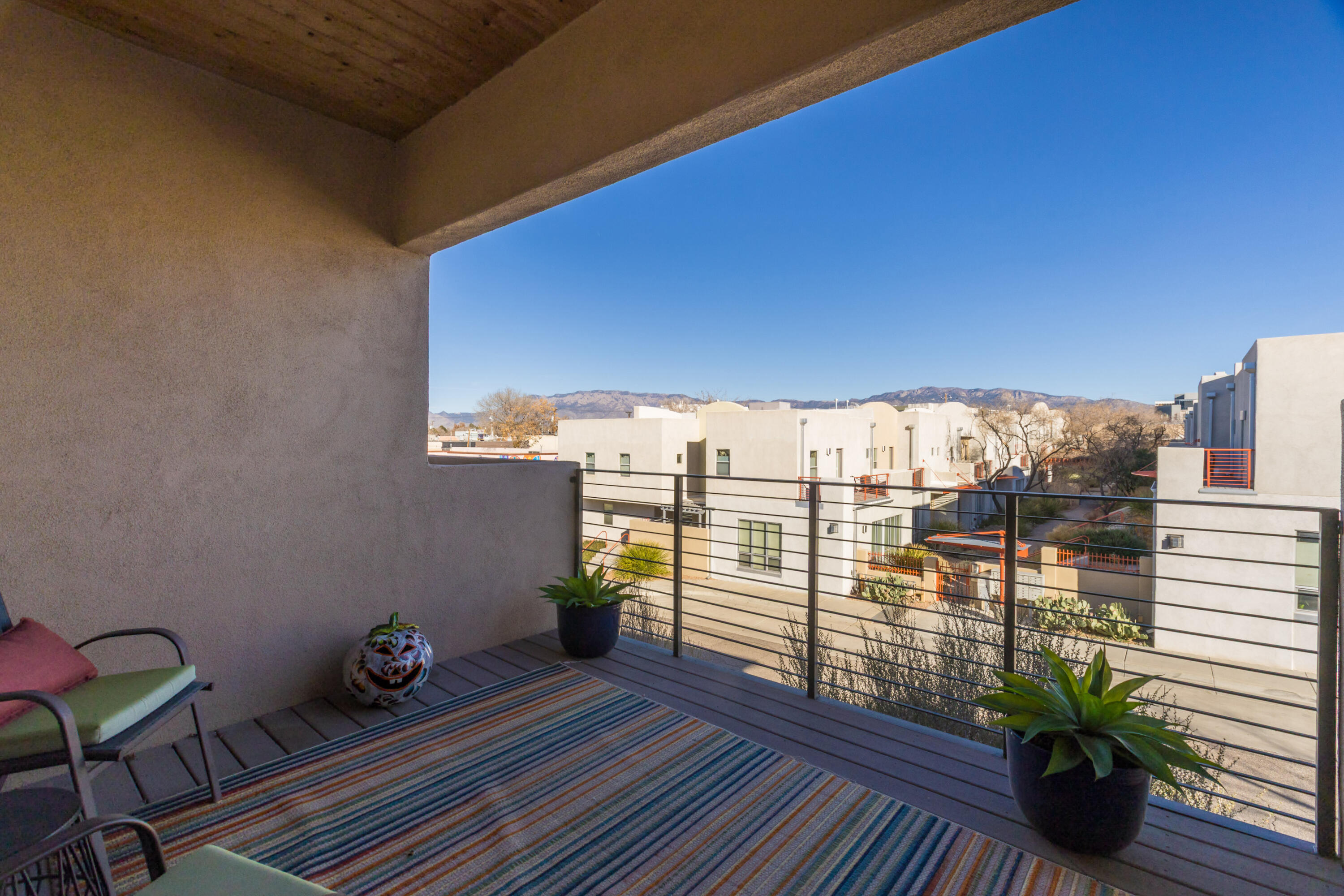 201 Aliso Drive SE APT 9