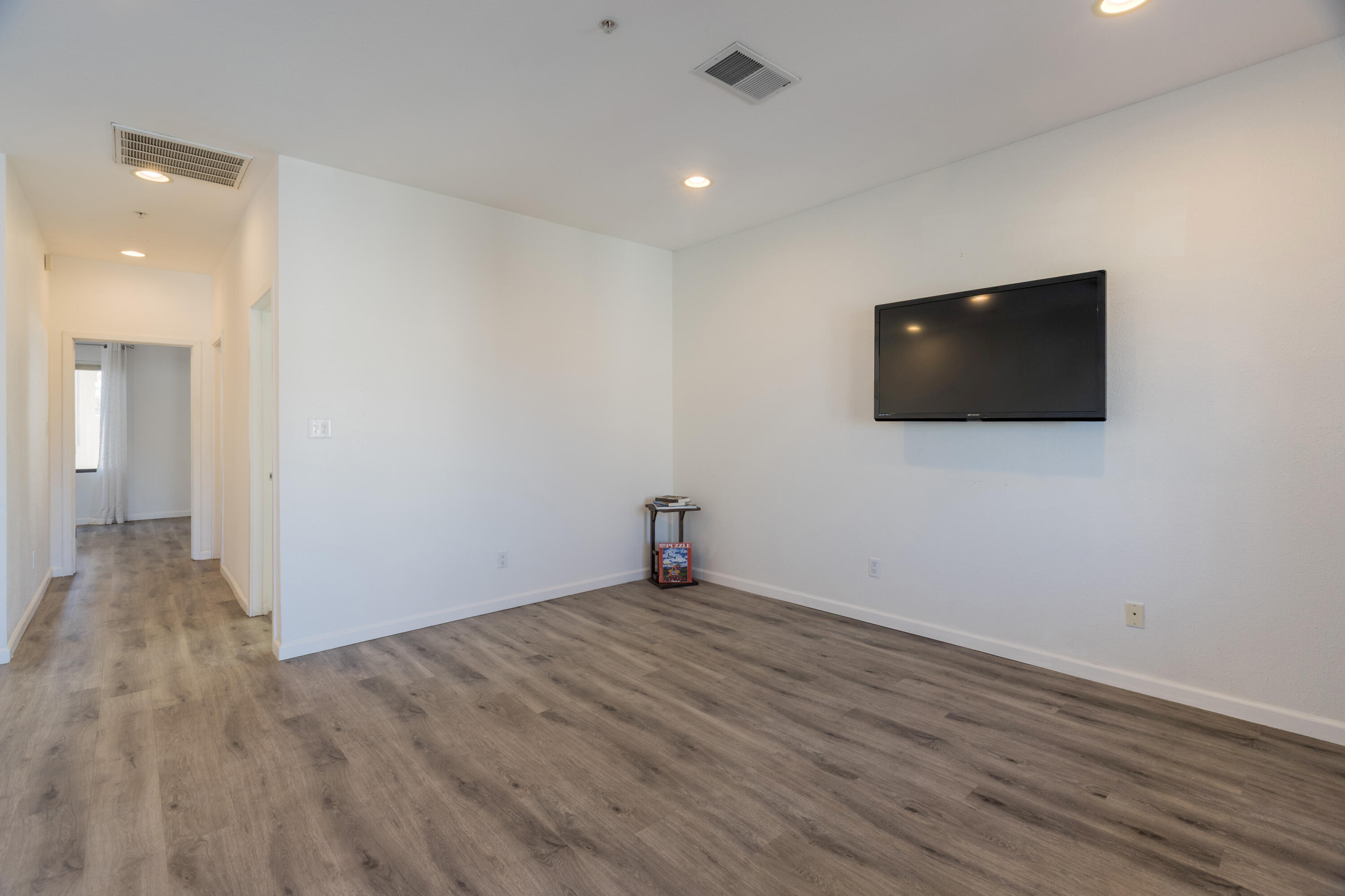 201 Aliso Drive SE APT 9