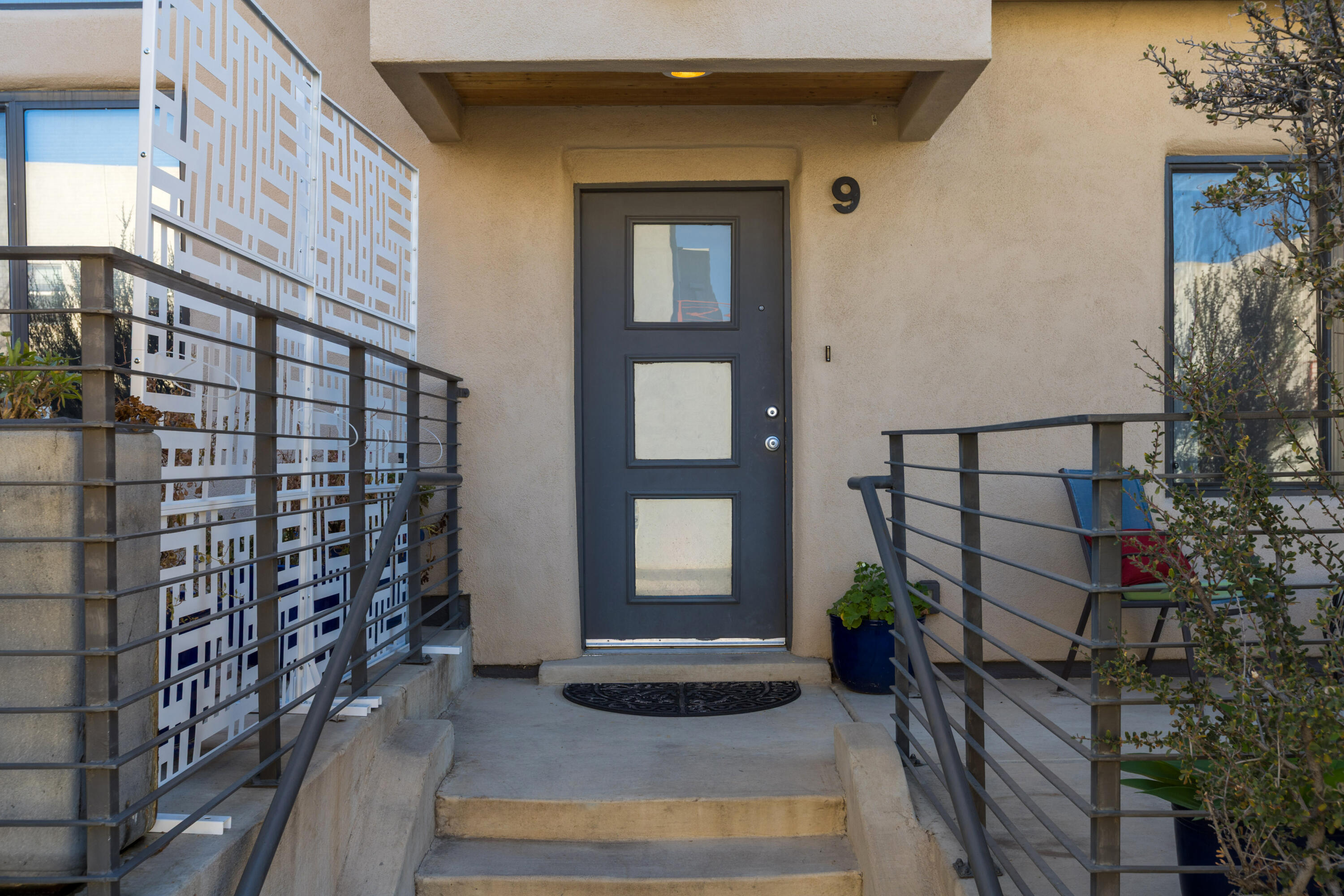 201 Aliso Drive SE APT 9