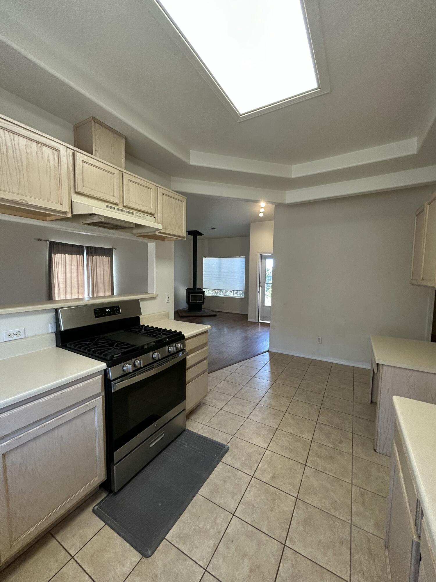 6900 Rancho Vista Place NE