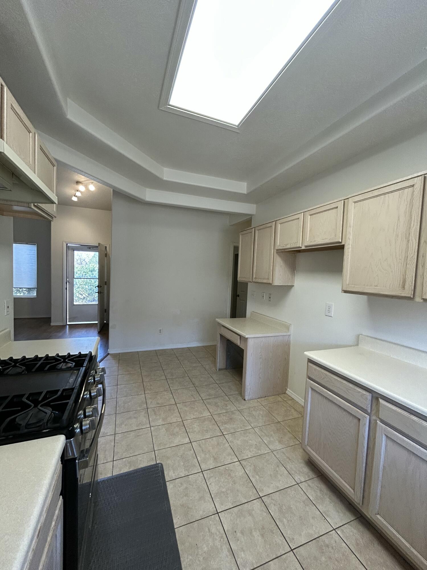 6900 Rancho Vista Place NE