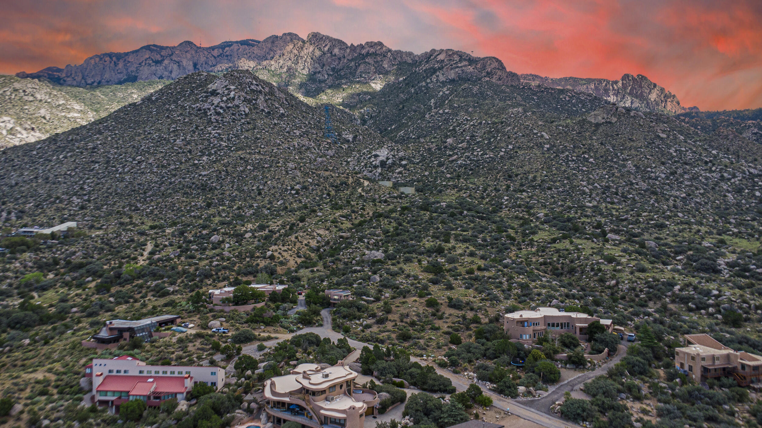 58 Rock Point Place NE