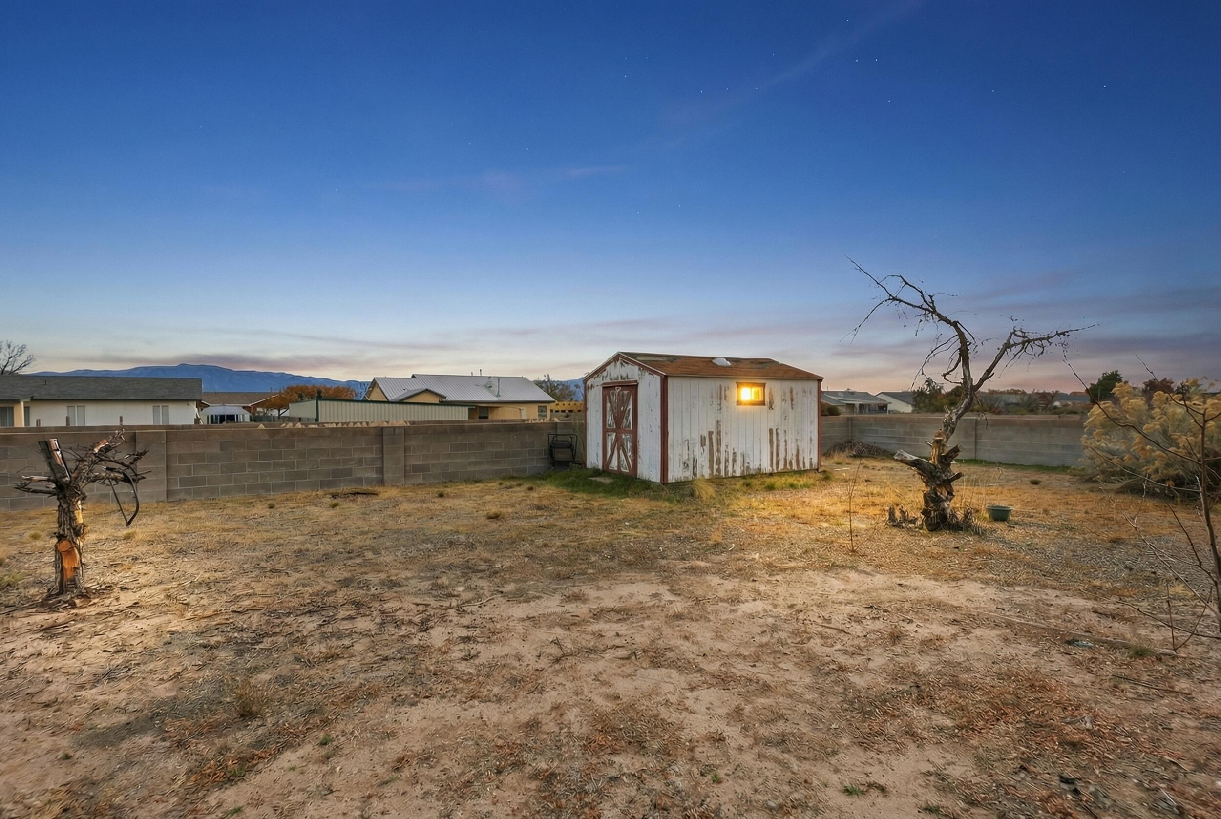 11 El Tigre Drive