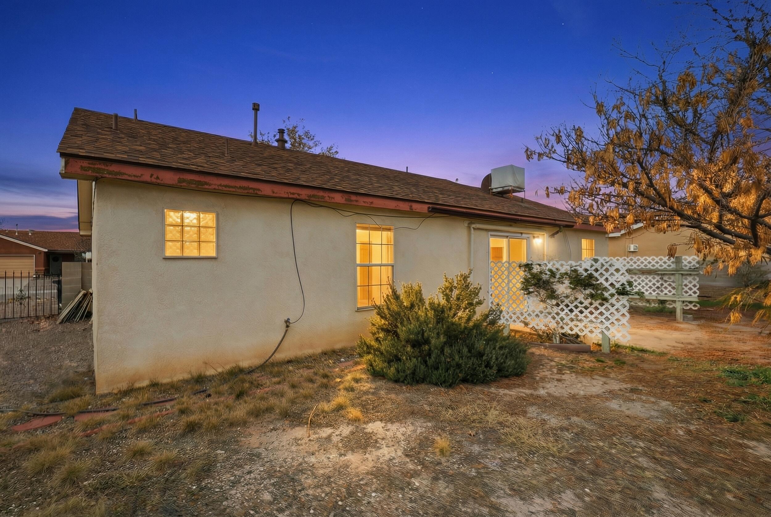 11 El Tigre Drive