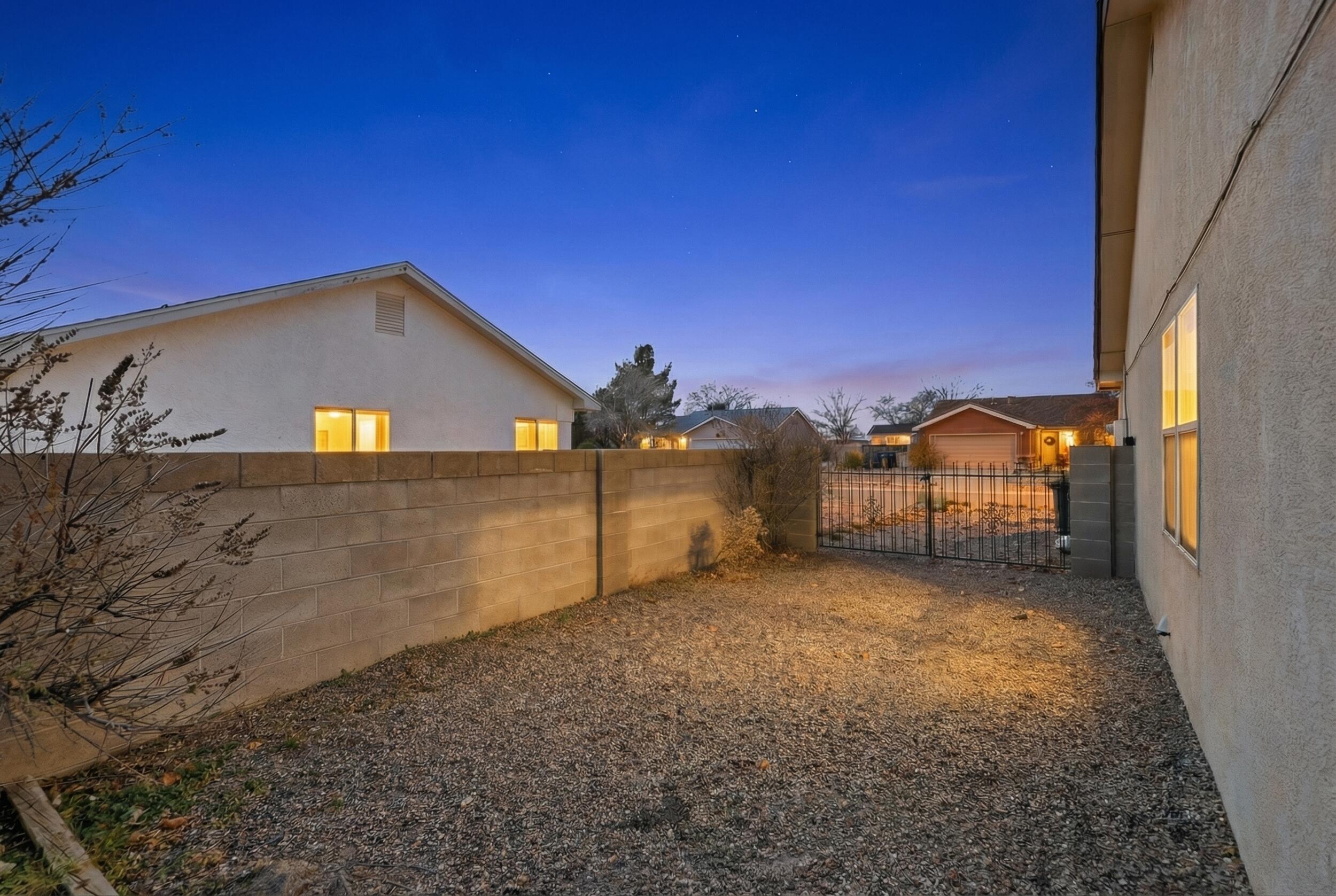 11 El Tigre Drive