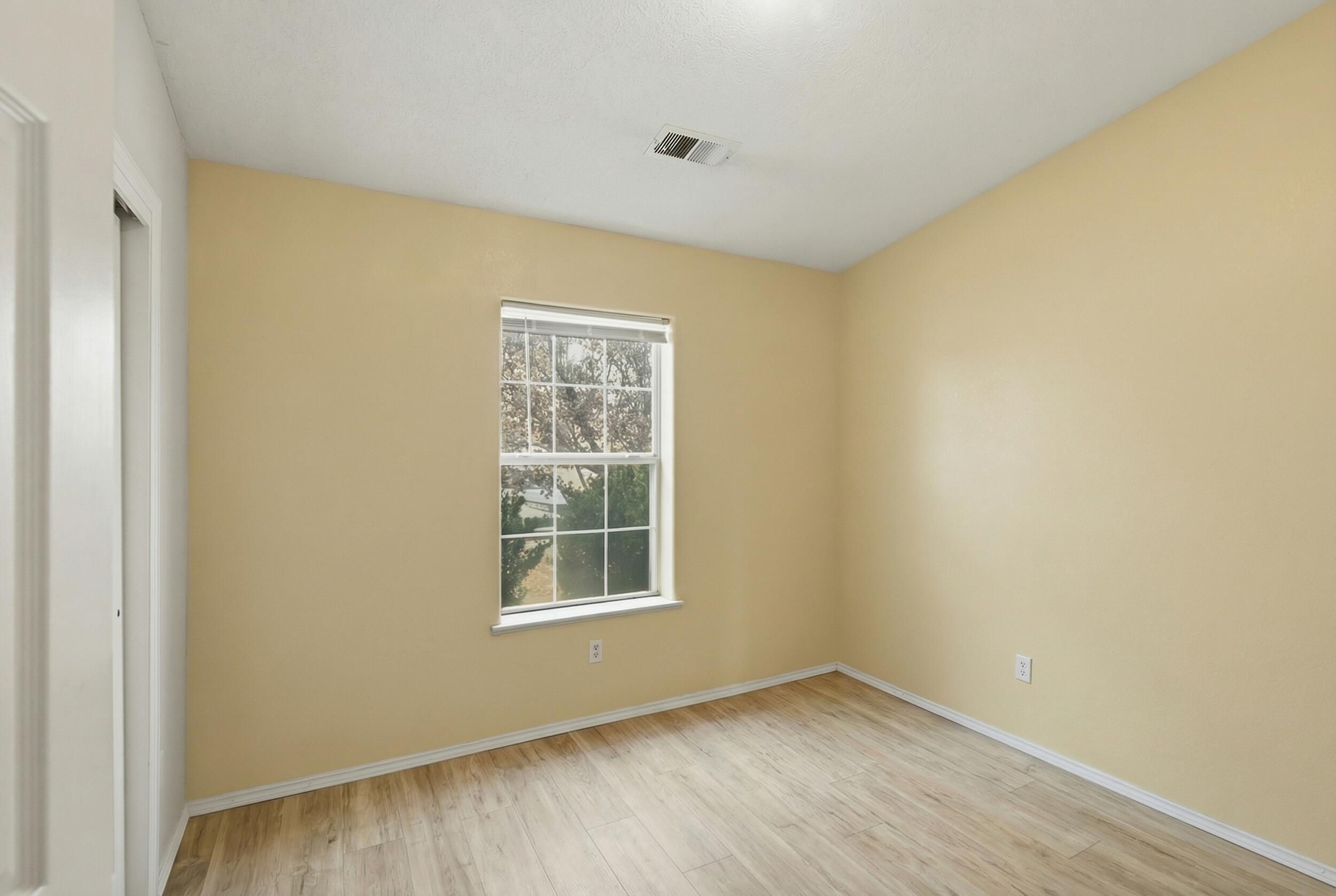 11 El Tigre Drive