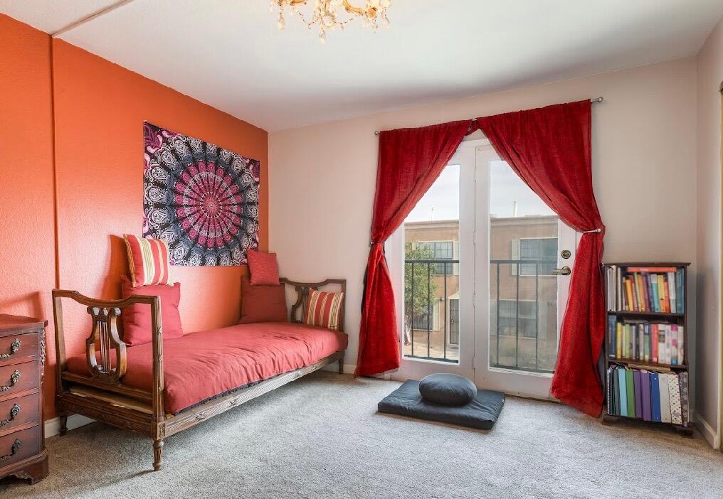 3301 Monroe Street NE E47