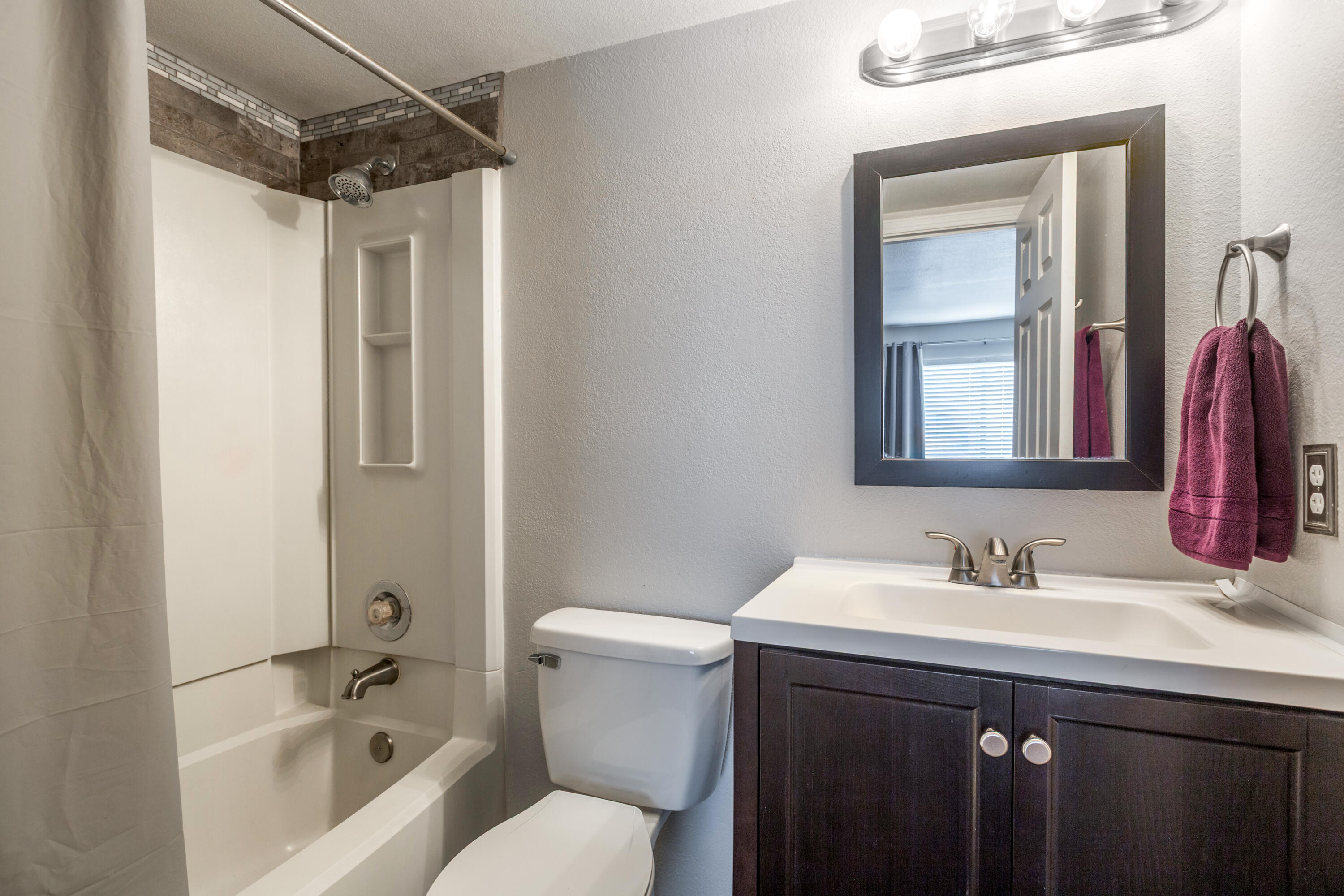 3301 Monroe Street NE E47