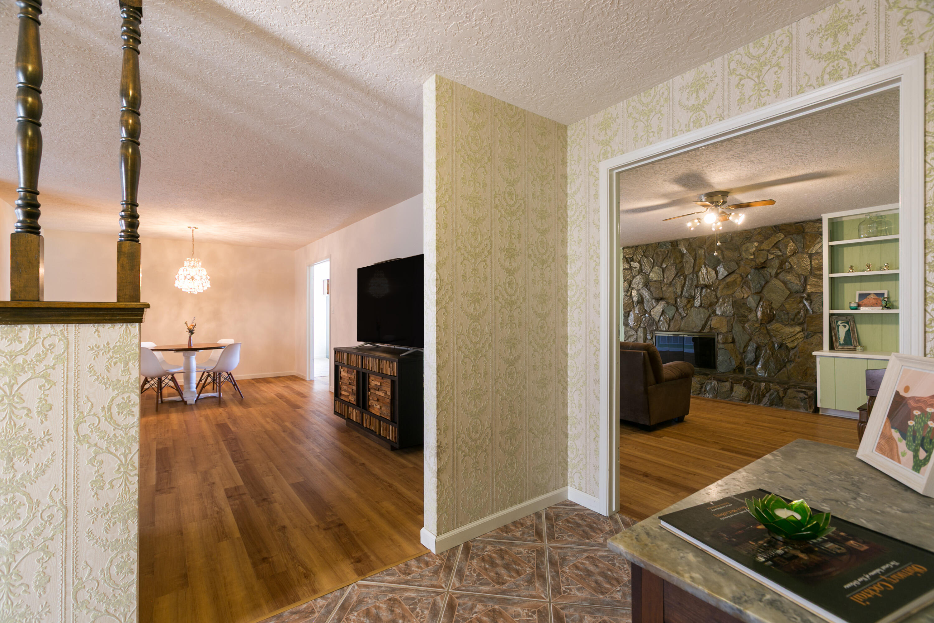 3805 Camino Don Diego NE