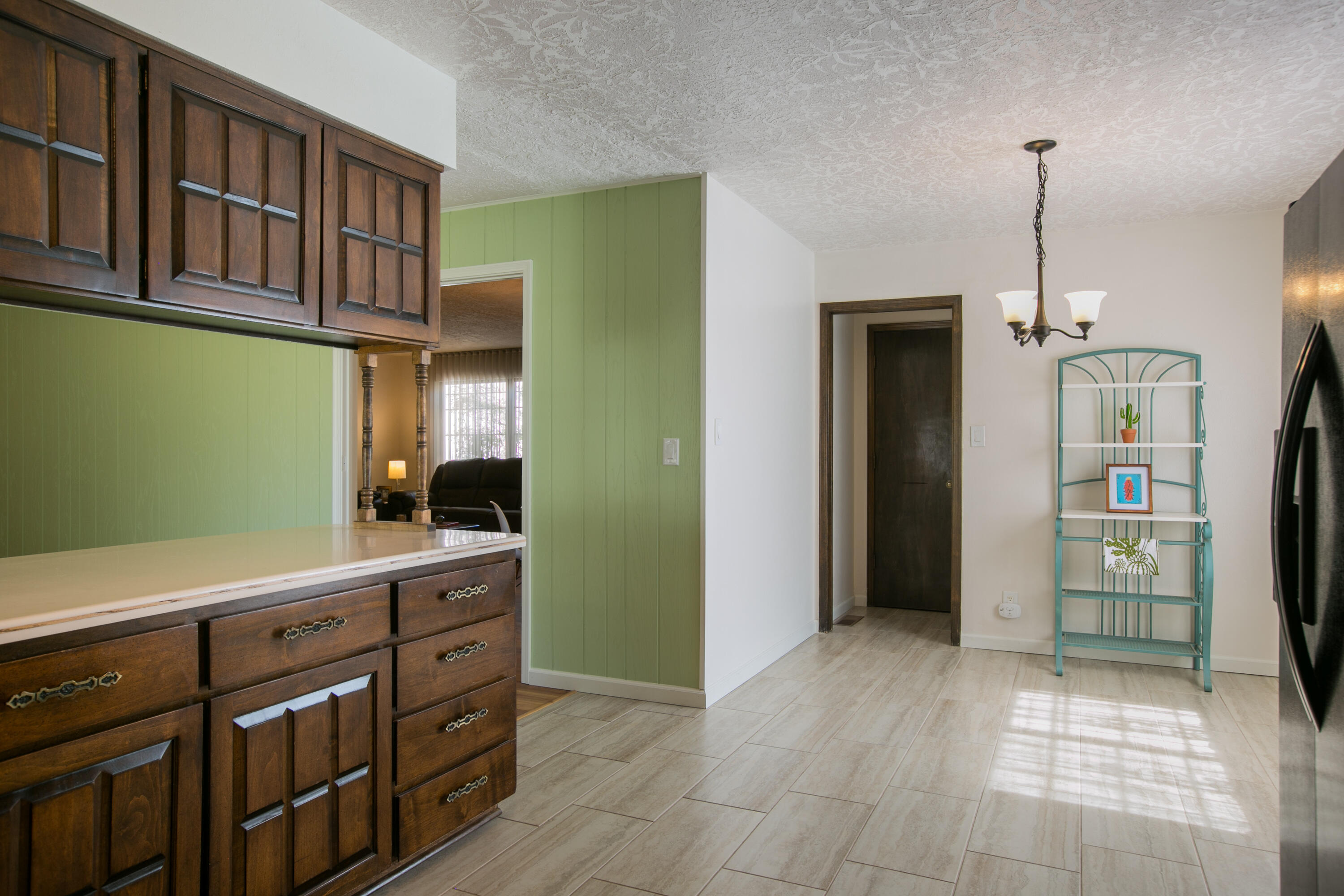 3805 Camino Don Diego NE