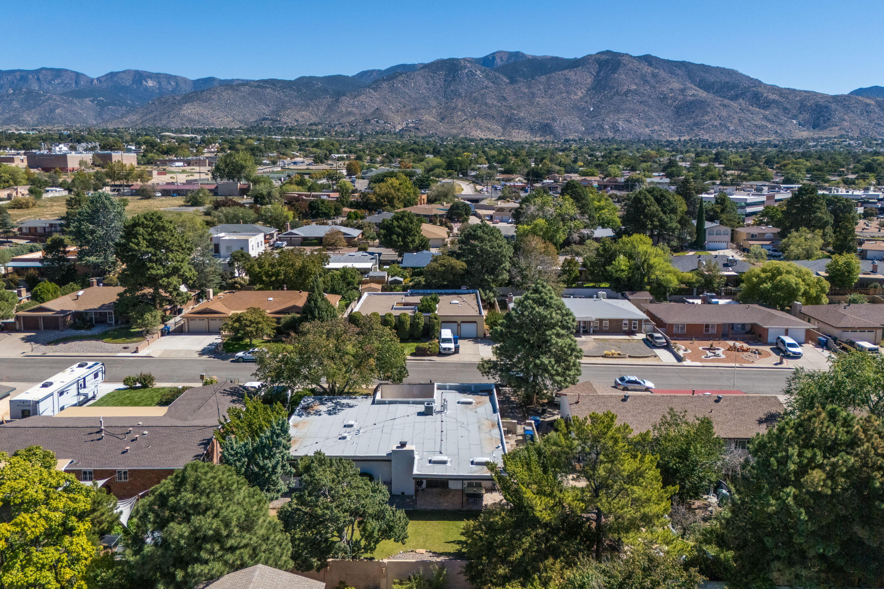 3805 Camino Don Diego NE