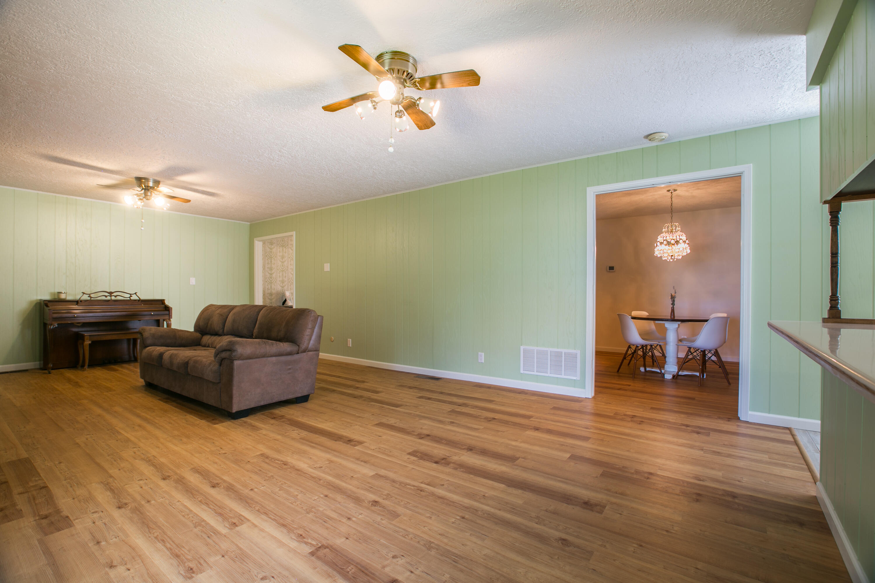 3805 Camino Don Diego NE