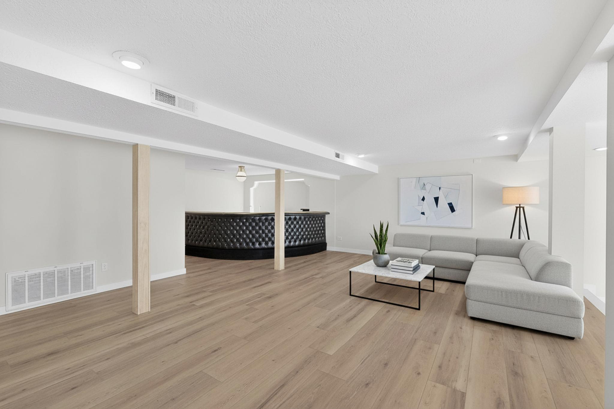 4713 Huntington Drive NE