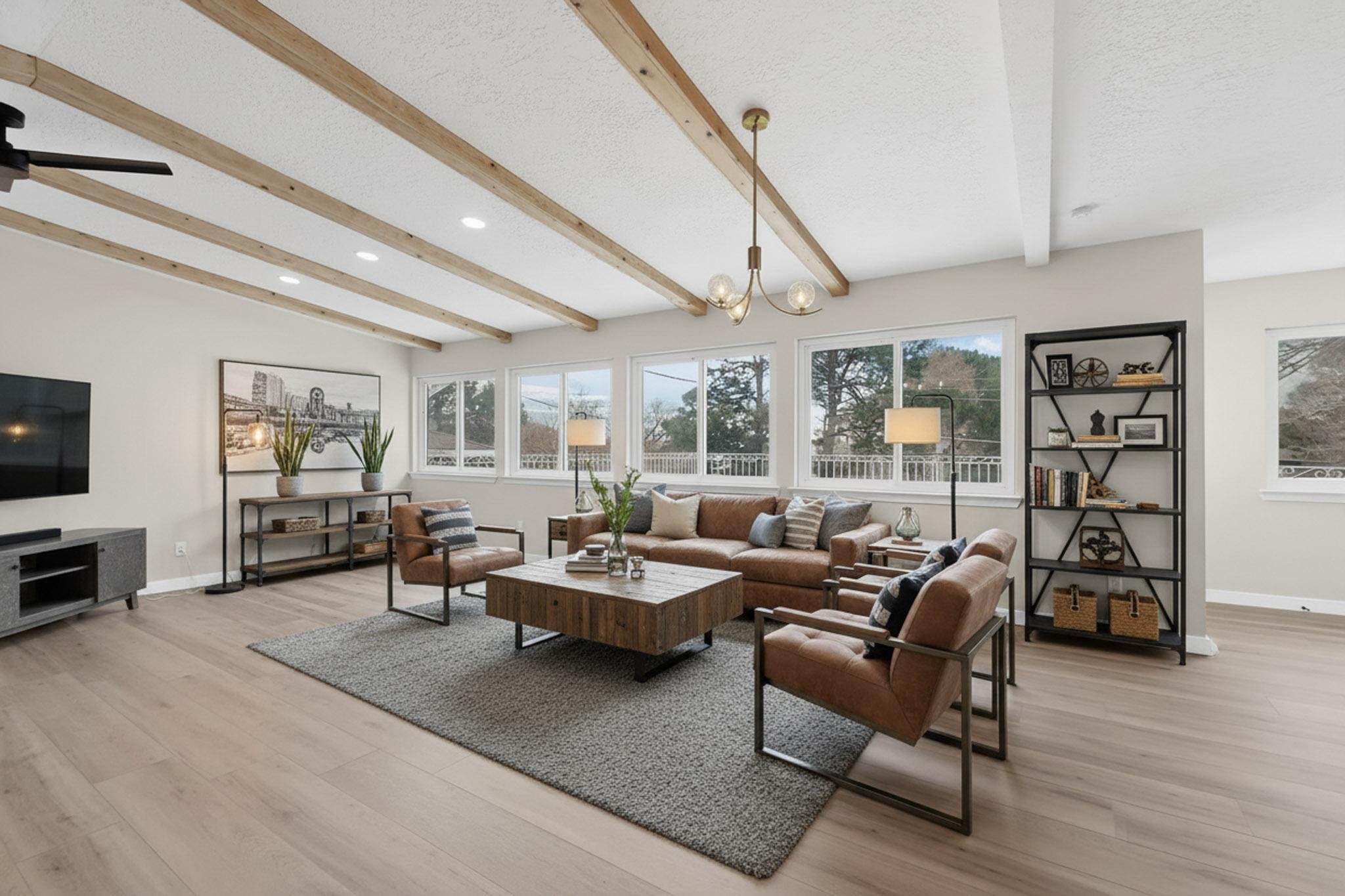 4713 Huntington Drive NE